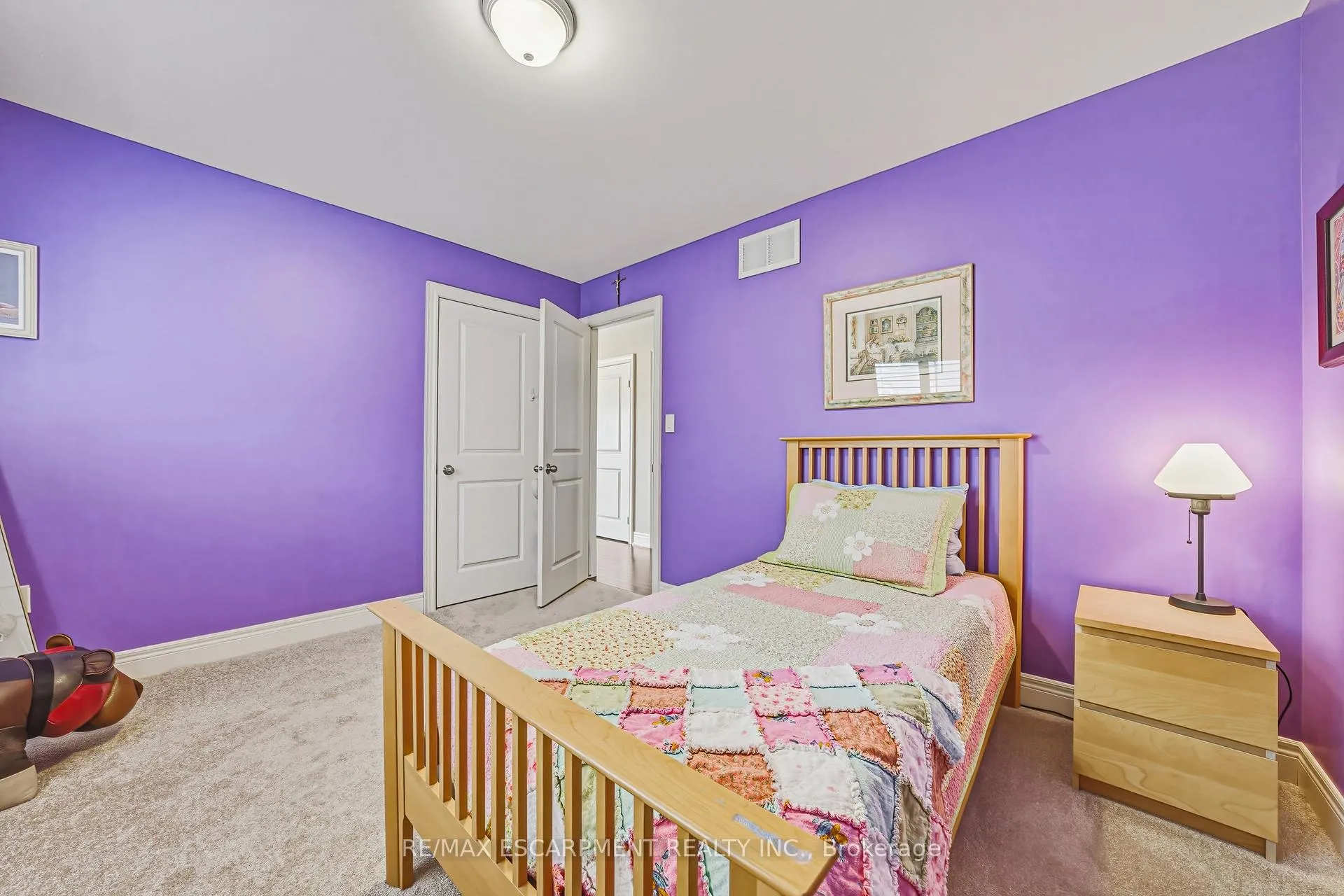 Photo 37 of 405 Valridge Drive, Hamilton, Ancaster — HOMEH