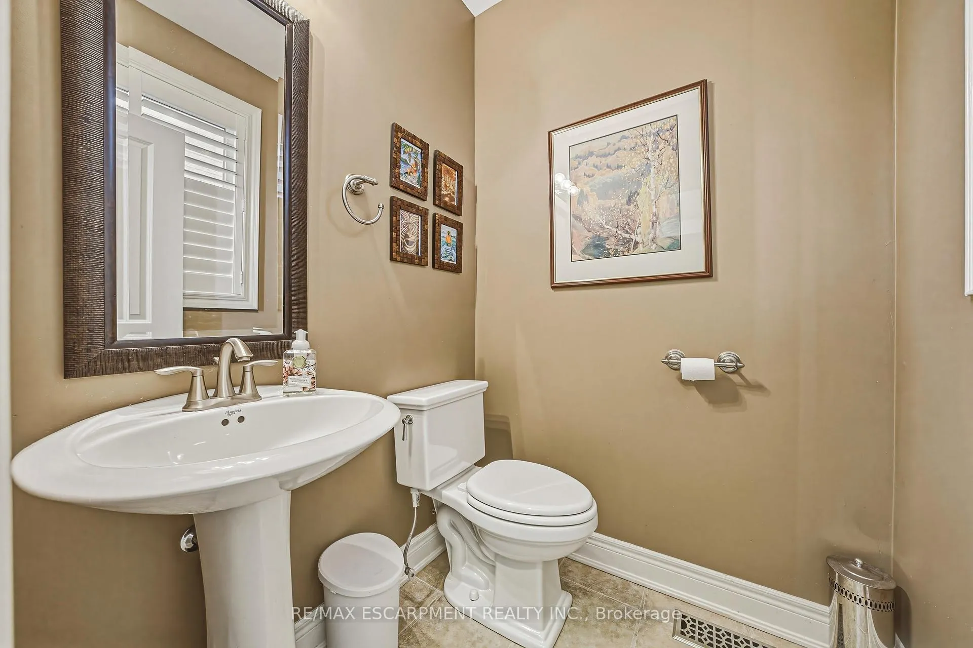 Photo 46 of 405 Valridge Drive, Hamilton, Ancaster — HOMEH