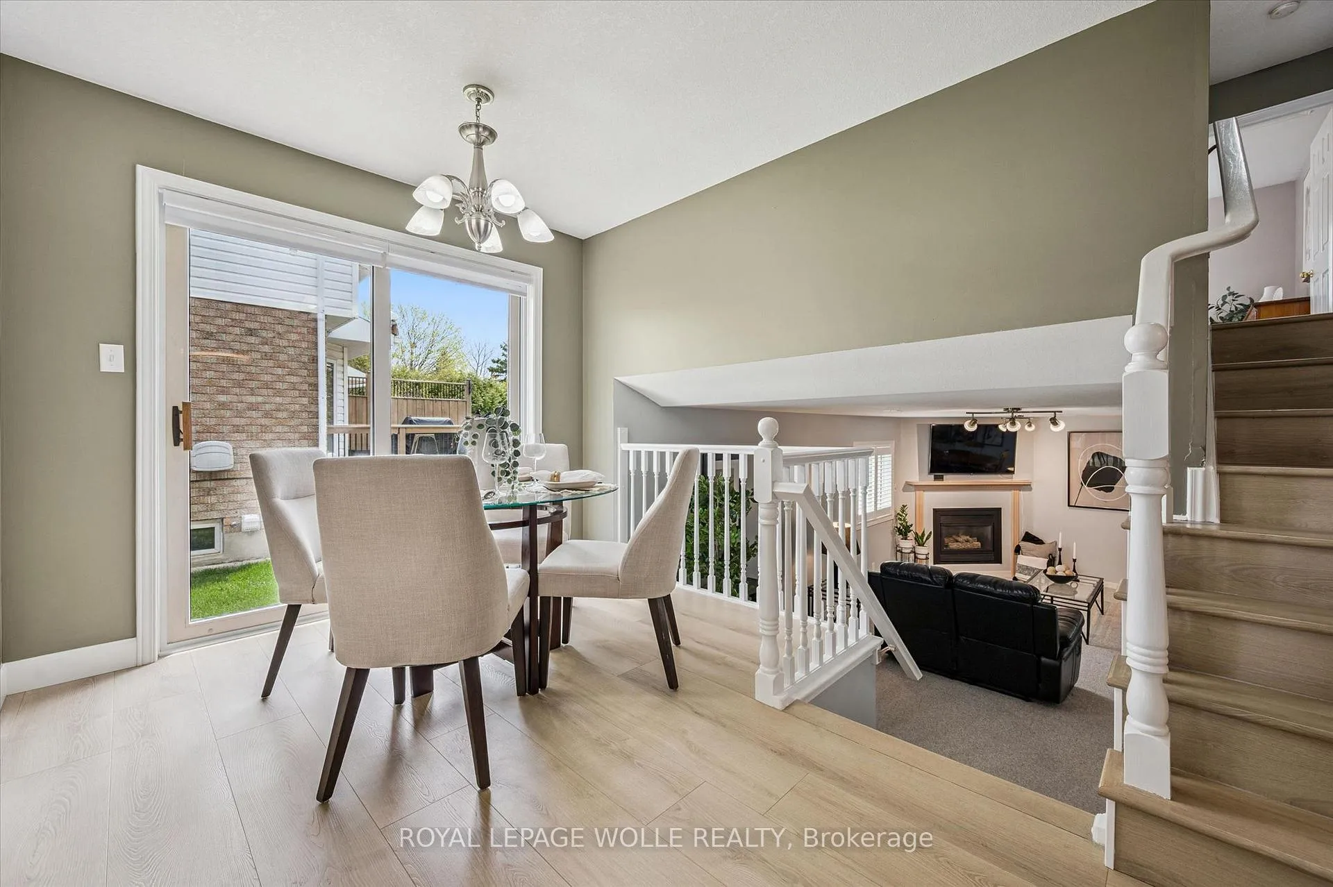 Photo 4 of 33 Kingfisher Drive, Woolwich — HOMEH