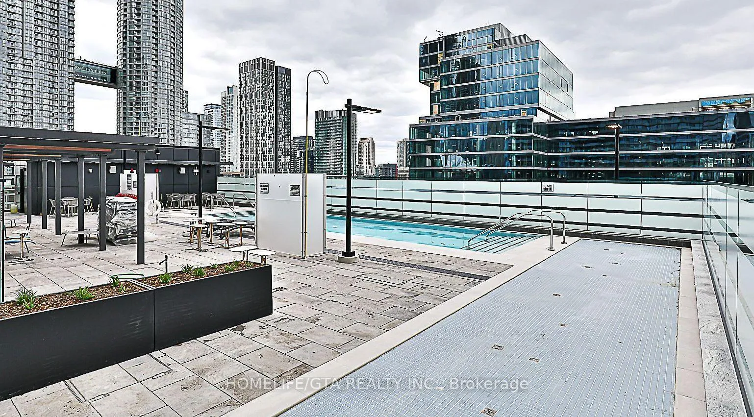 Photo 11 of Unit 1616, 480 Front Street W, Toronto, Waterfront Communities — HOMEH
