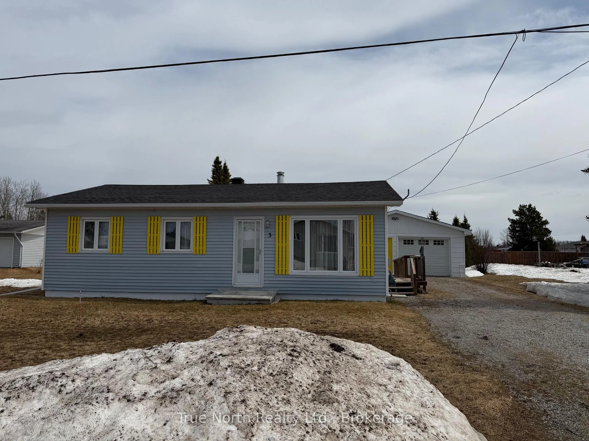 Photo 1 of 3 Nelson Avenue, Kapuskasing — HOMEH