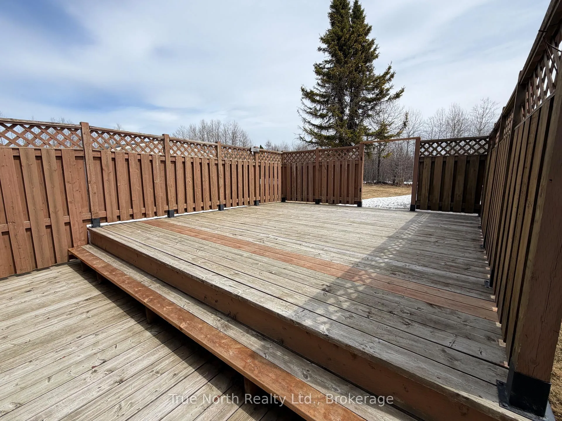 Photo 27 of 3 Nelson Avenue, Kapuskasing — HOMEH