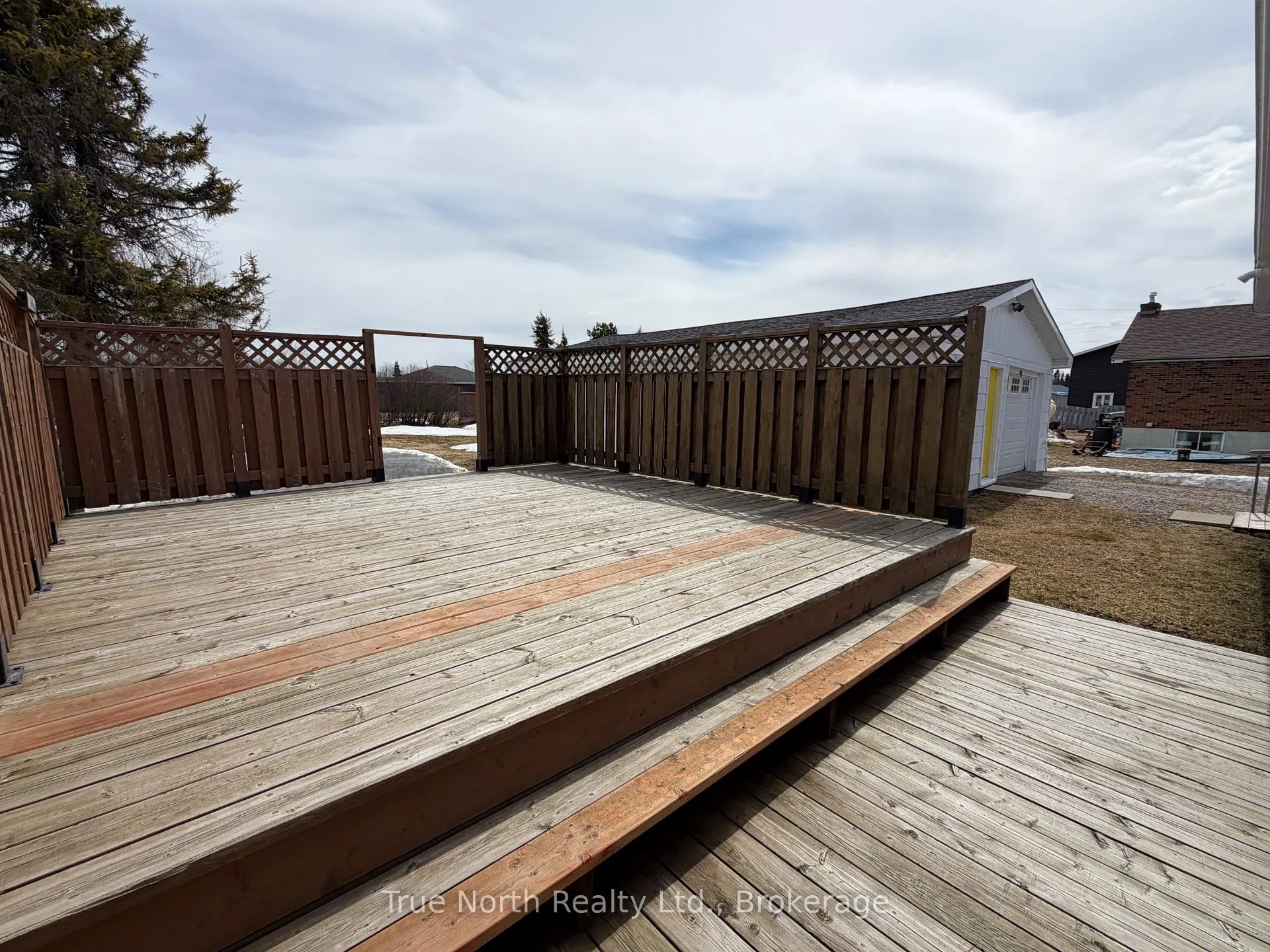 Photo 28 of 3 Nelson Avenue, Kapuskasing — HOMEH