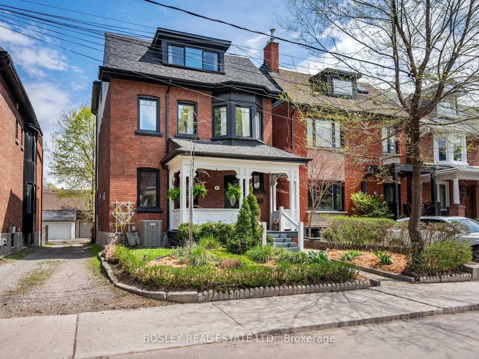 Front of 37 Havelock Street