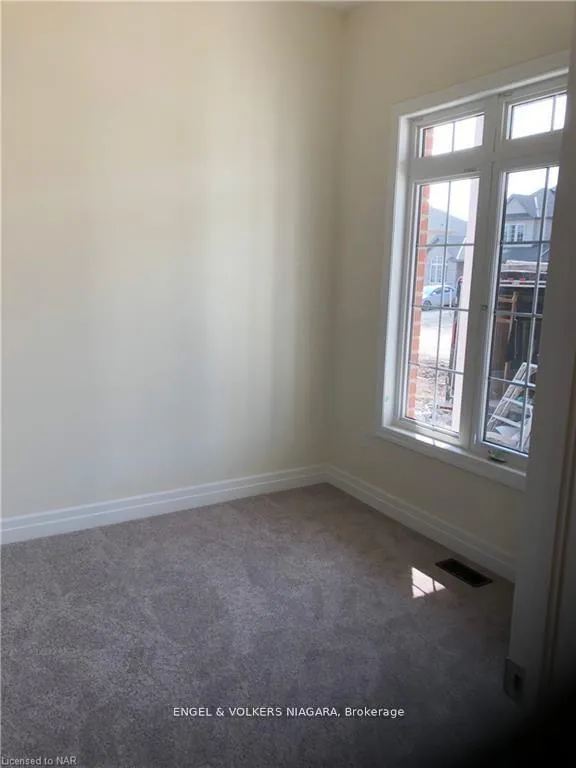Photo 3 of 4419 Shuttleworth Drive, Niagara Falls, Lyons Creek — HOMEH
