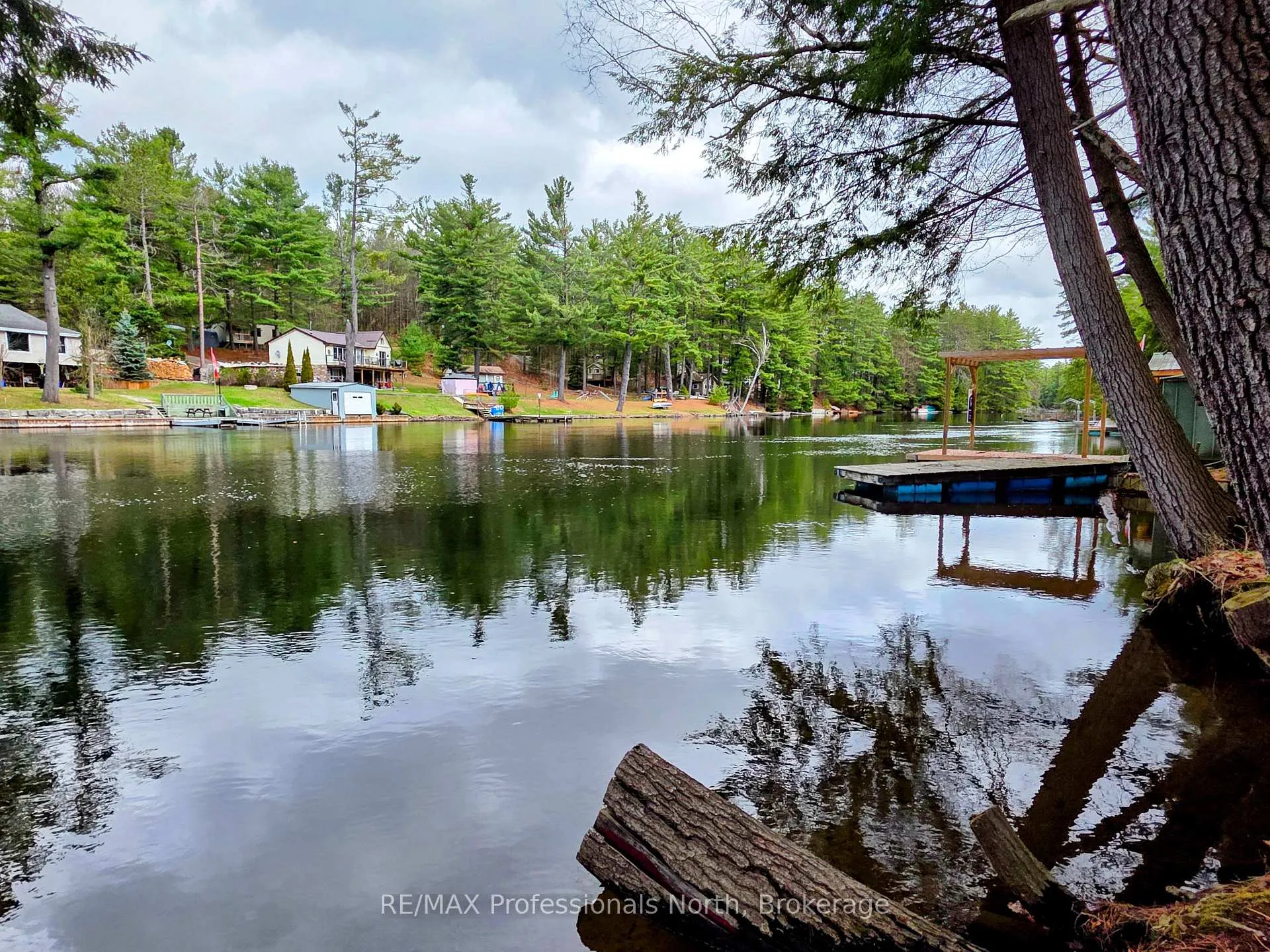 Photo 9 of 1701 Mission Drive, Minden Hills, Lutterworth — HOMEH