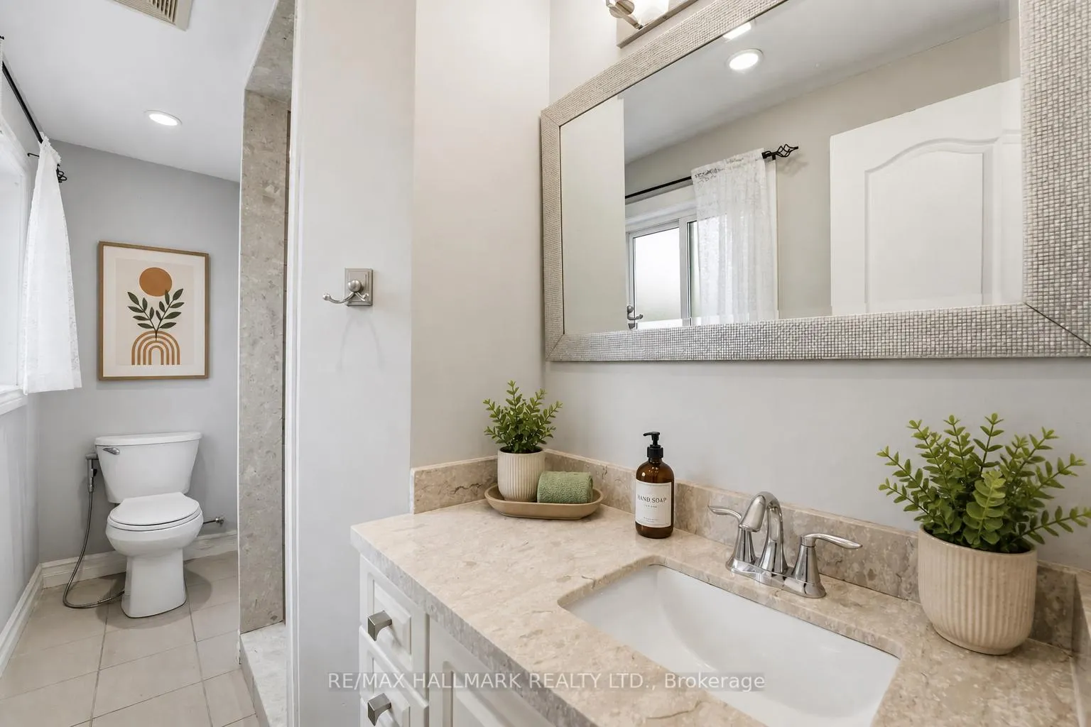 Photo 8 of 60 Nisbet Drive, Aurora, Aurora Highlands — HOMEH