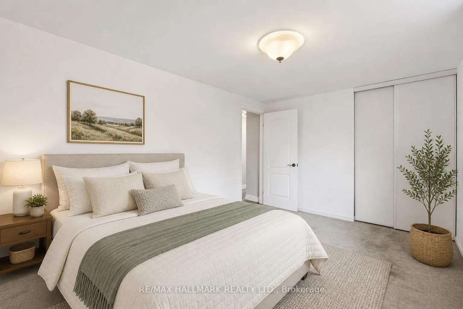 Photo 11 of 60 Nisbet Drive, Aurora, Aurora Highlands — HOMEH