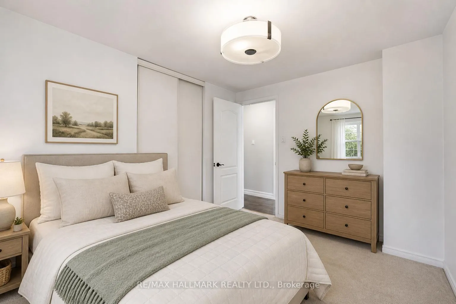 Photo 12 of 60 Nisbet Drive, Aurora, Aurora Highlands — HOMEH