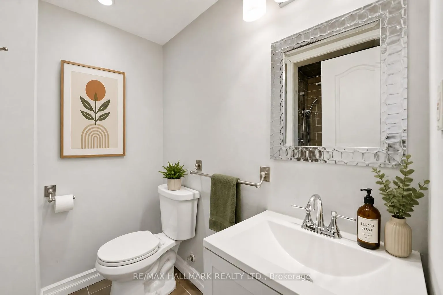 Photo 14 of 60 Nisbet Drive, Aurora, Aurora Highlands — HOMEH