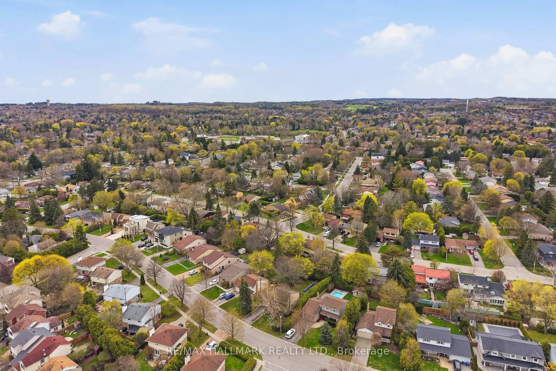 Photo 31 of 60 Nisbet Drive, Aurora, Aurora Highlands — HOMEH