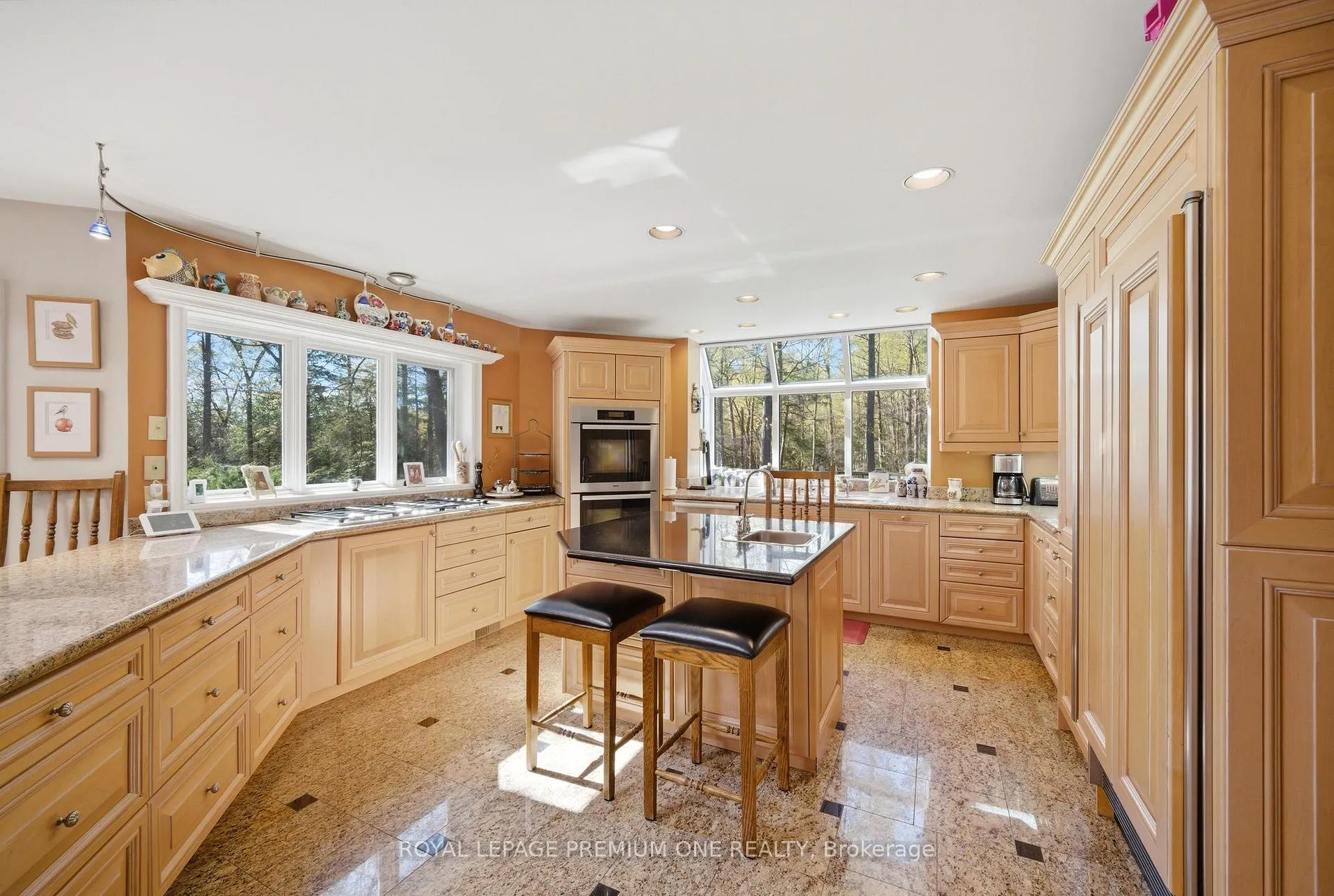Photo 8 of 72 Golf Avenue, Vaughan, East Woodbridge — HOMEH