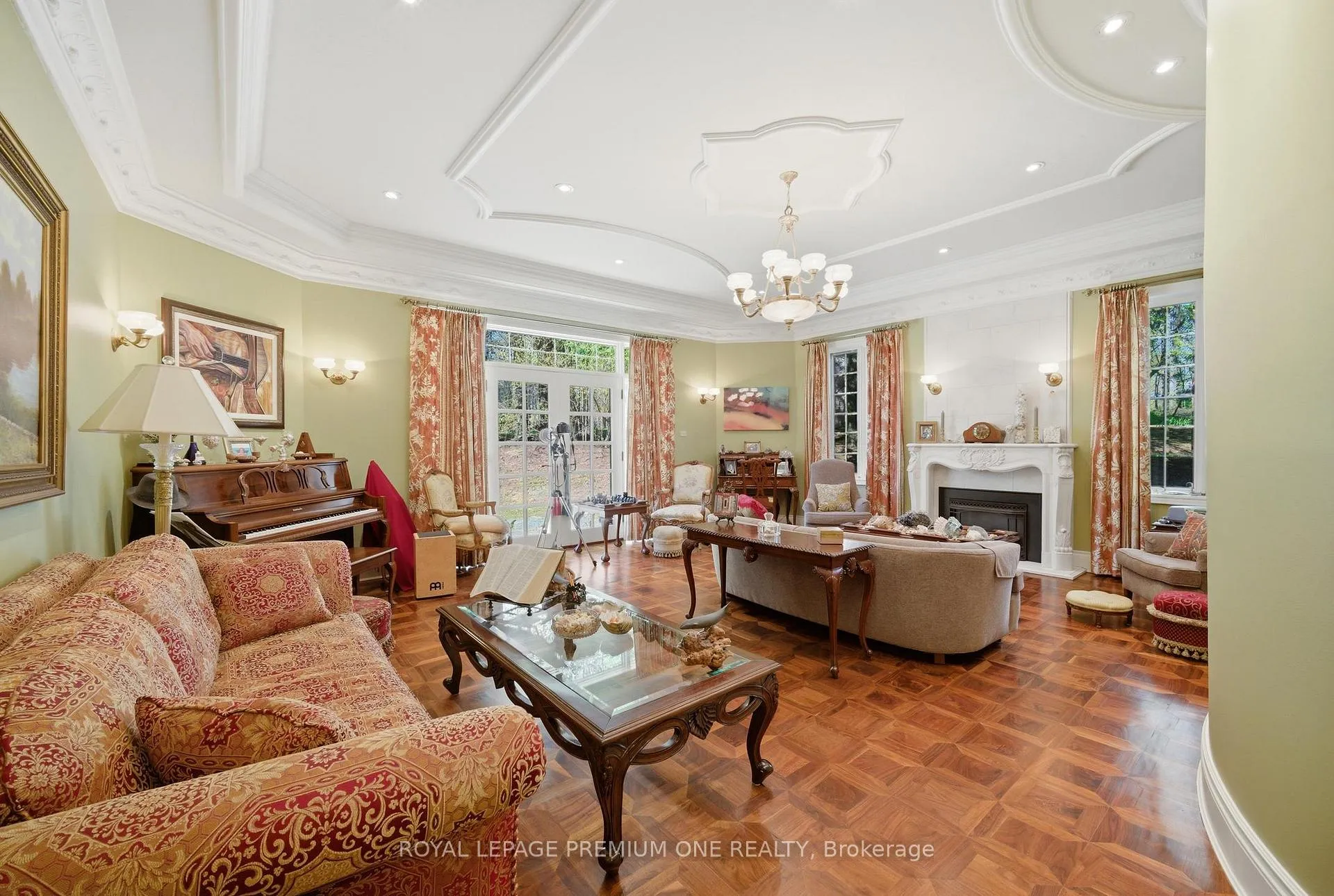 Photo 10 of 72 Golf Avenue, Vaughan, East Woodbridge — HOMEH