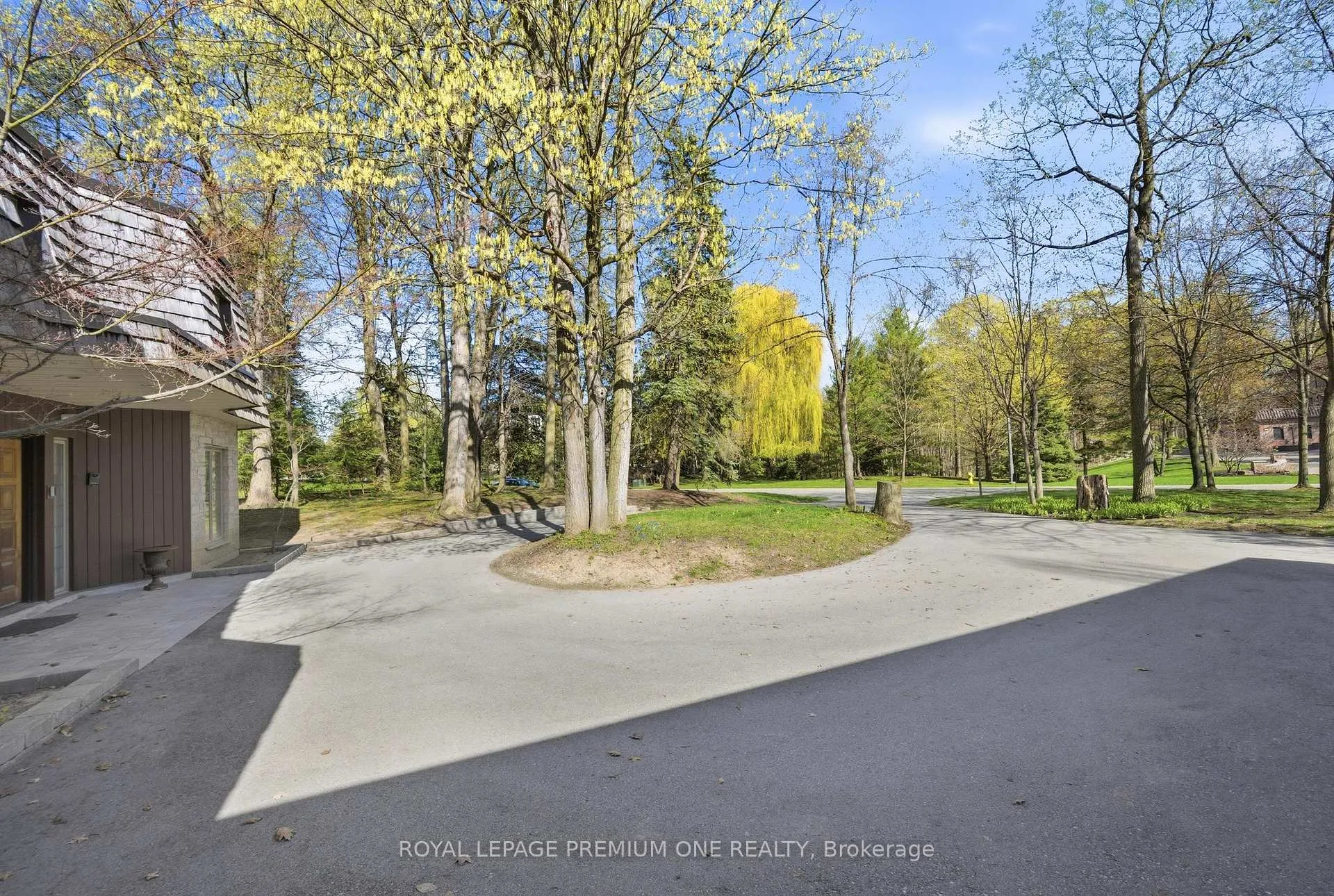 Photo 17 of 72 Golf Avenue, Vaughan, East Woodbridge — HOMEH