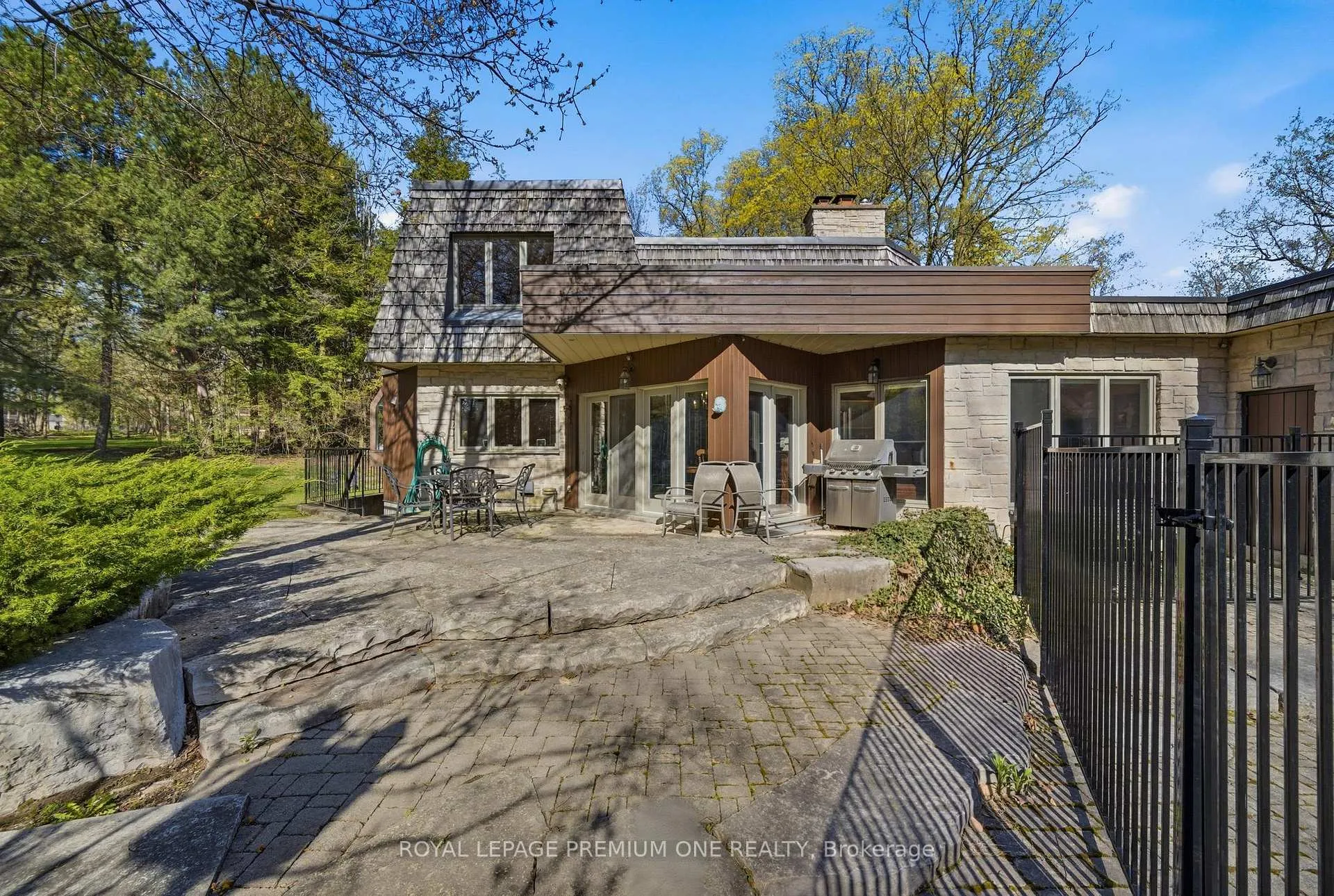 Photo 21 of 72 Golf Avenue, Vaughan, East Woodbridge — HOMEH