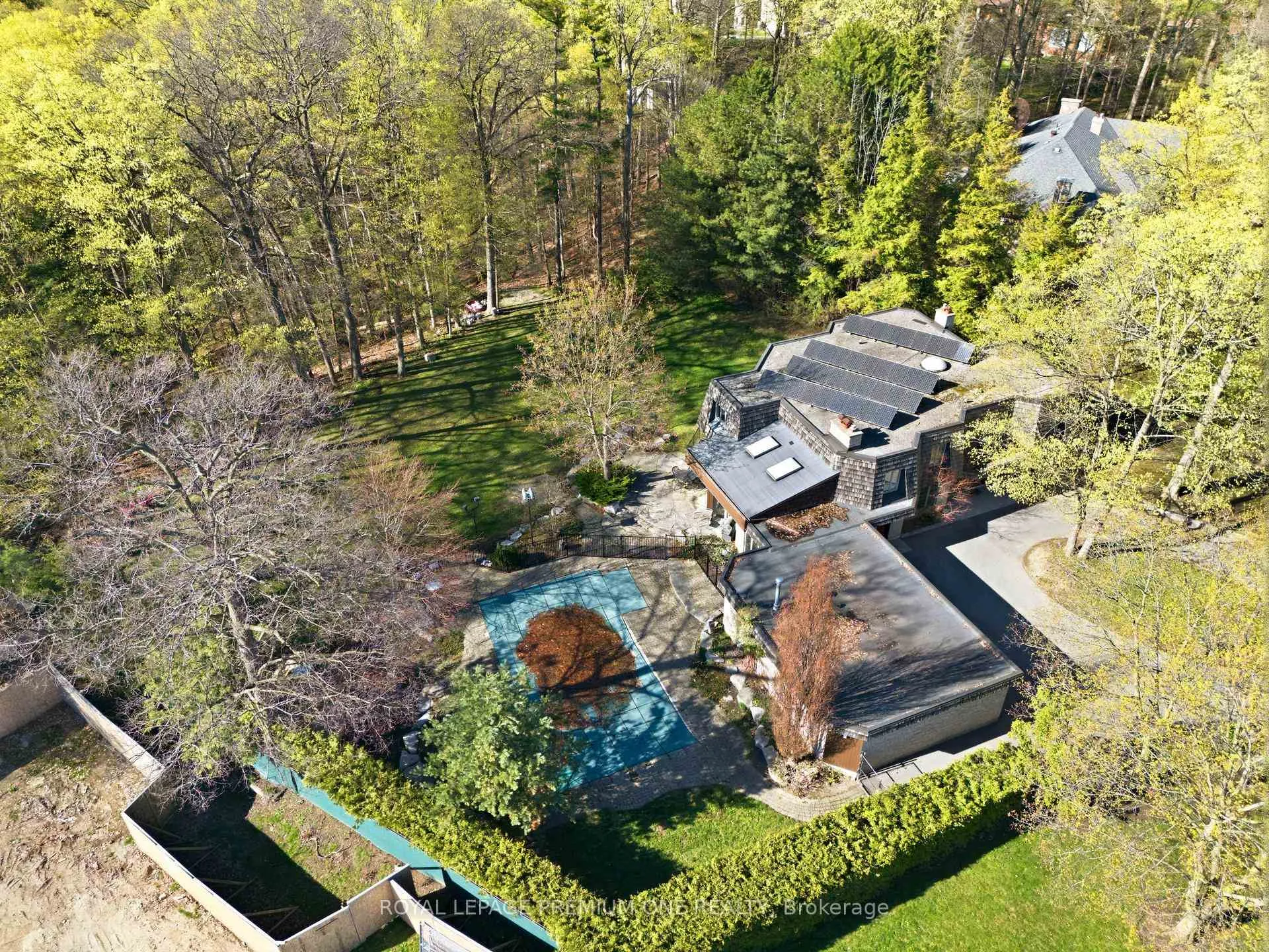 Photo 27 of 72 Golf Avenue, Vaughan, East Woodbridge — HOMEH