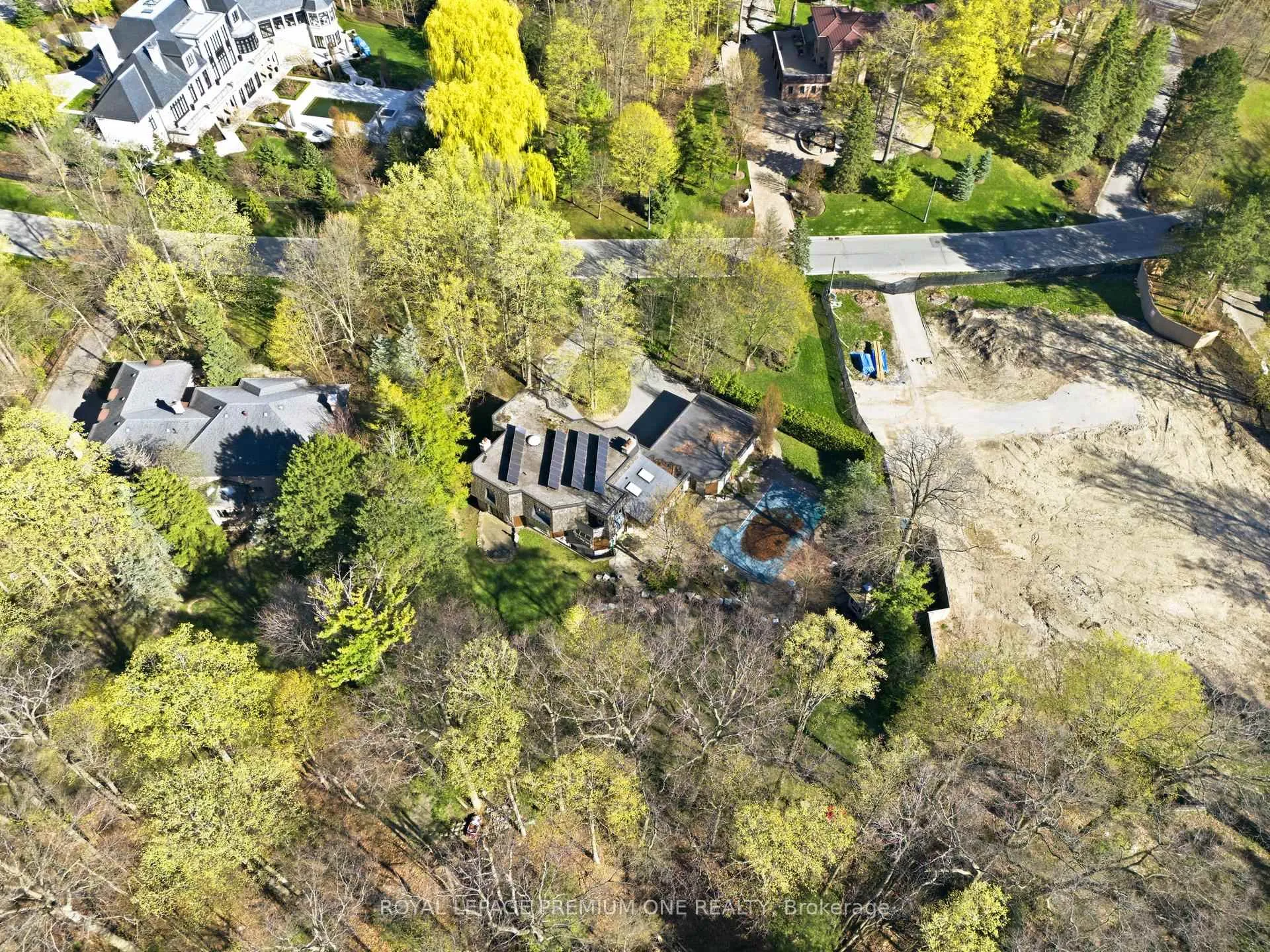 Photo 28 of 72 Golf Avenue, Vaughan, East Woodbridge — HOMEH