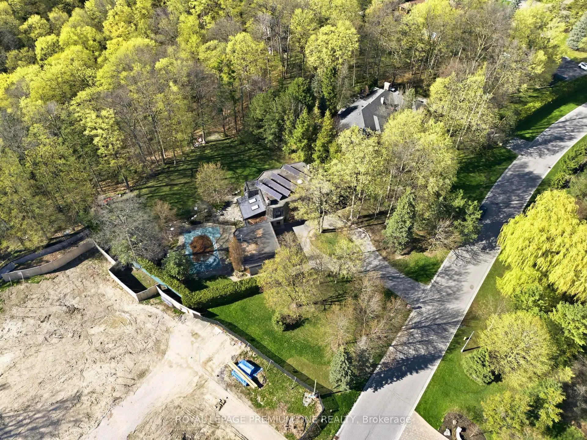 Photo 29 of 72 Golf Avenue, Vaughan, East Woodbridge — HOMEH