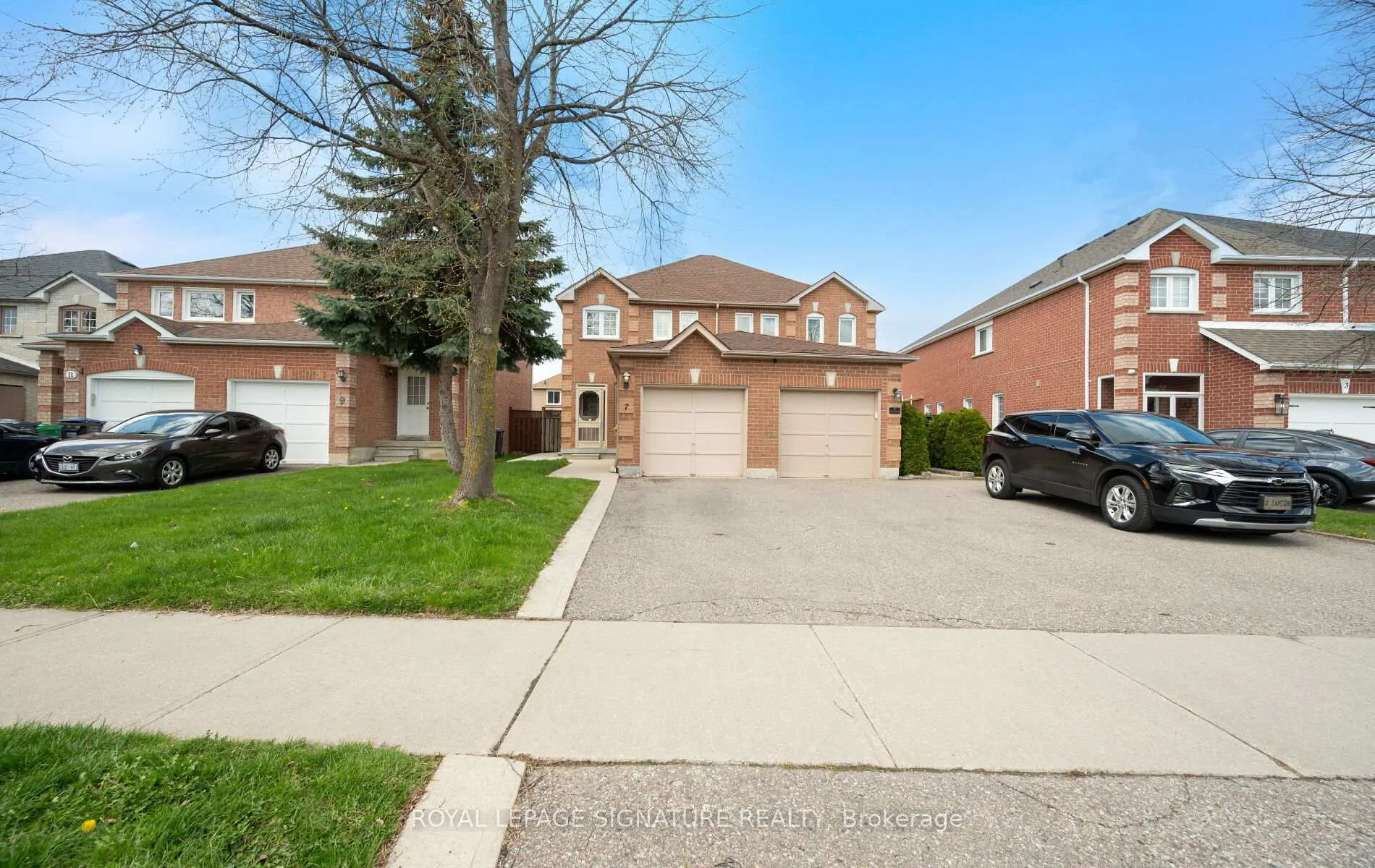 Front of 7 Kitto Court