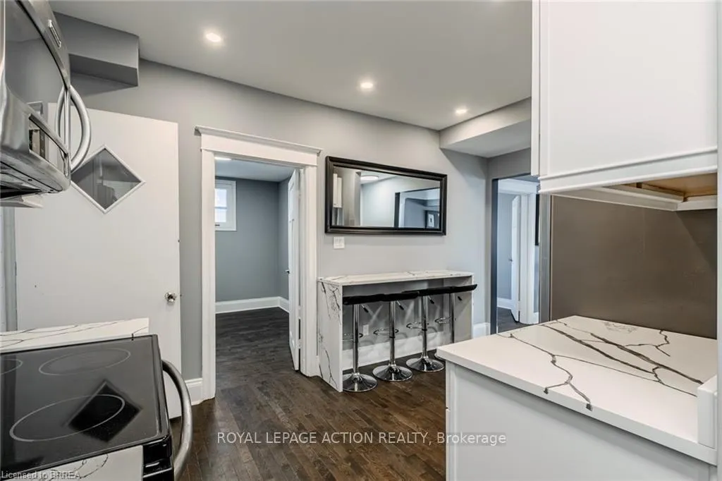 Photo 19 of 42 East 31st Street, Hamilton, Raleigh — HOMEH