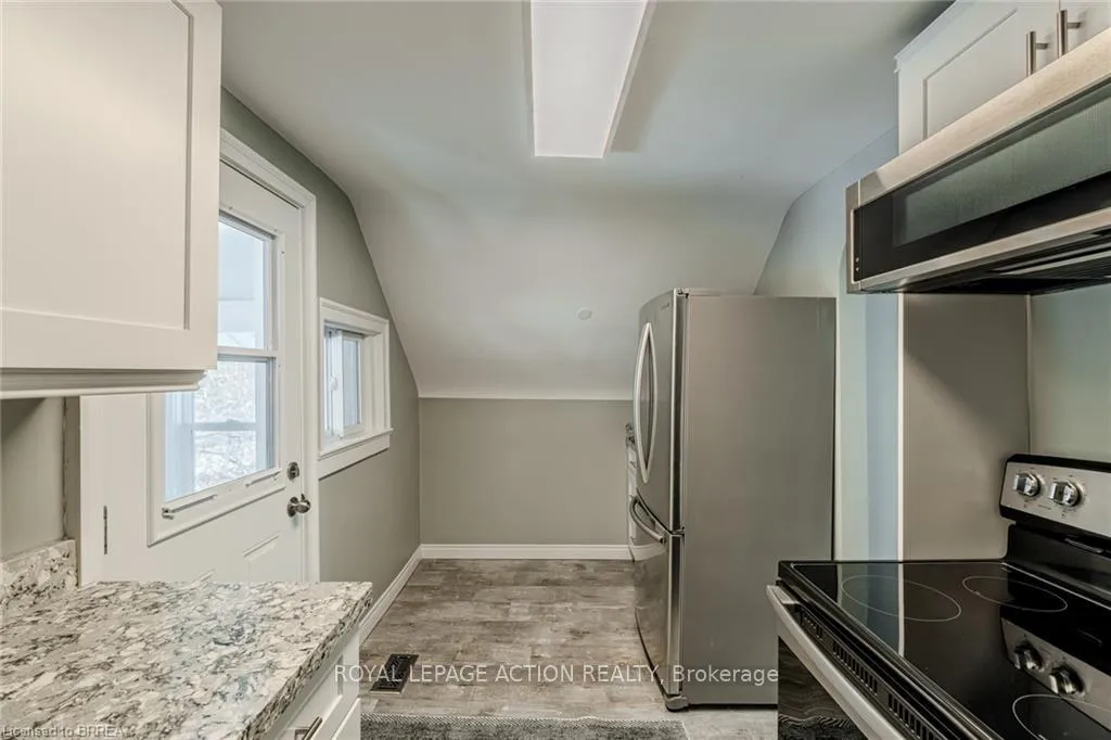 Photo 33 of 42 East 31st Street, Hamilton, Raleigh — HOMEH
