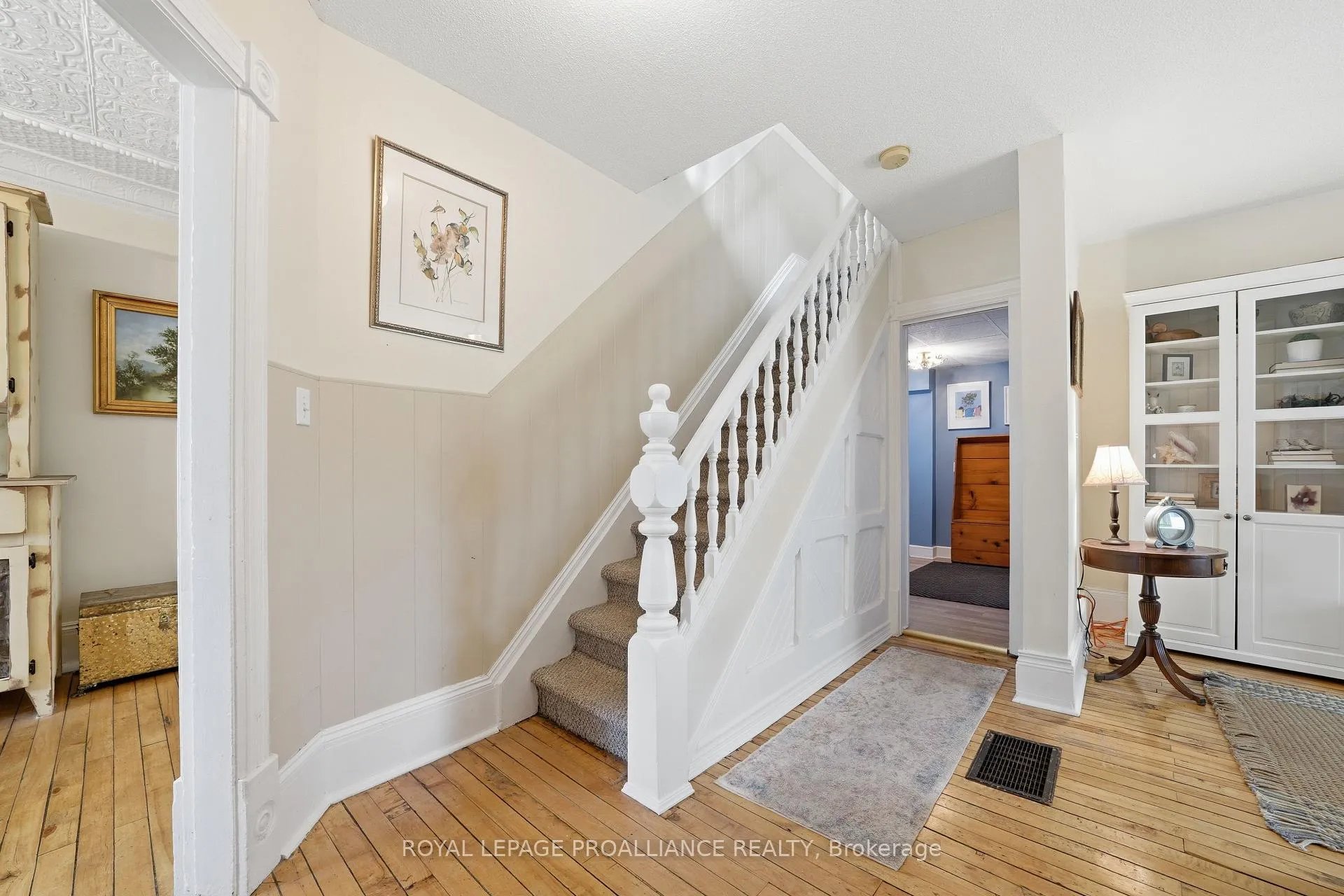 Photo 3 of 154 St Lawrence Street W, Madoc — HOMEH