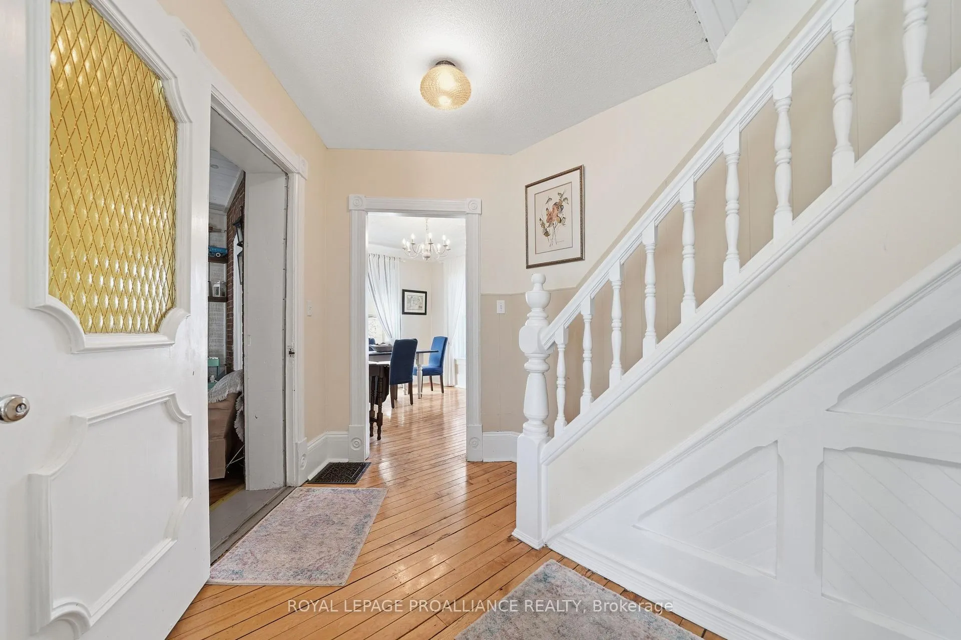 Photo 9 of 154 St Lawrence Street W, Madoc — HOMEH
