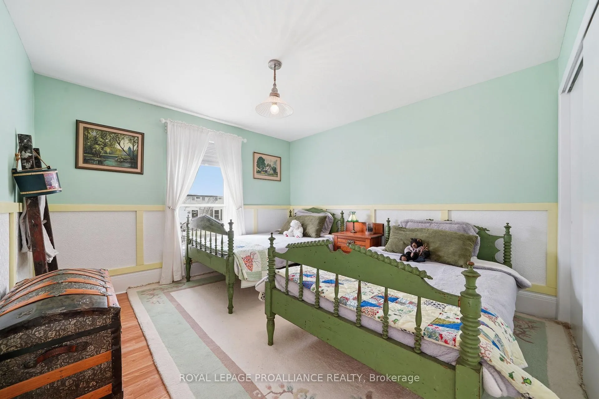 Photo 26 of 154 St Lawrence Street W, Madoc — HOMEH