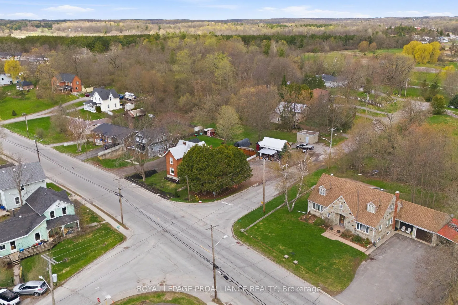 Photo 50 of 154 St Lawrence Street W, Madoc — HOMEH