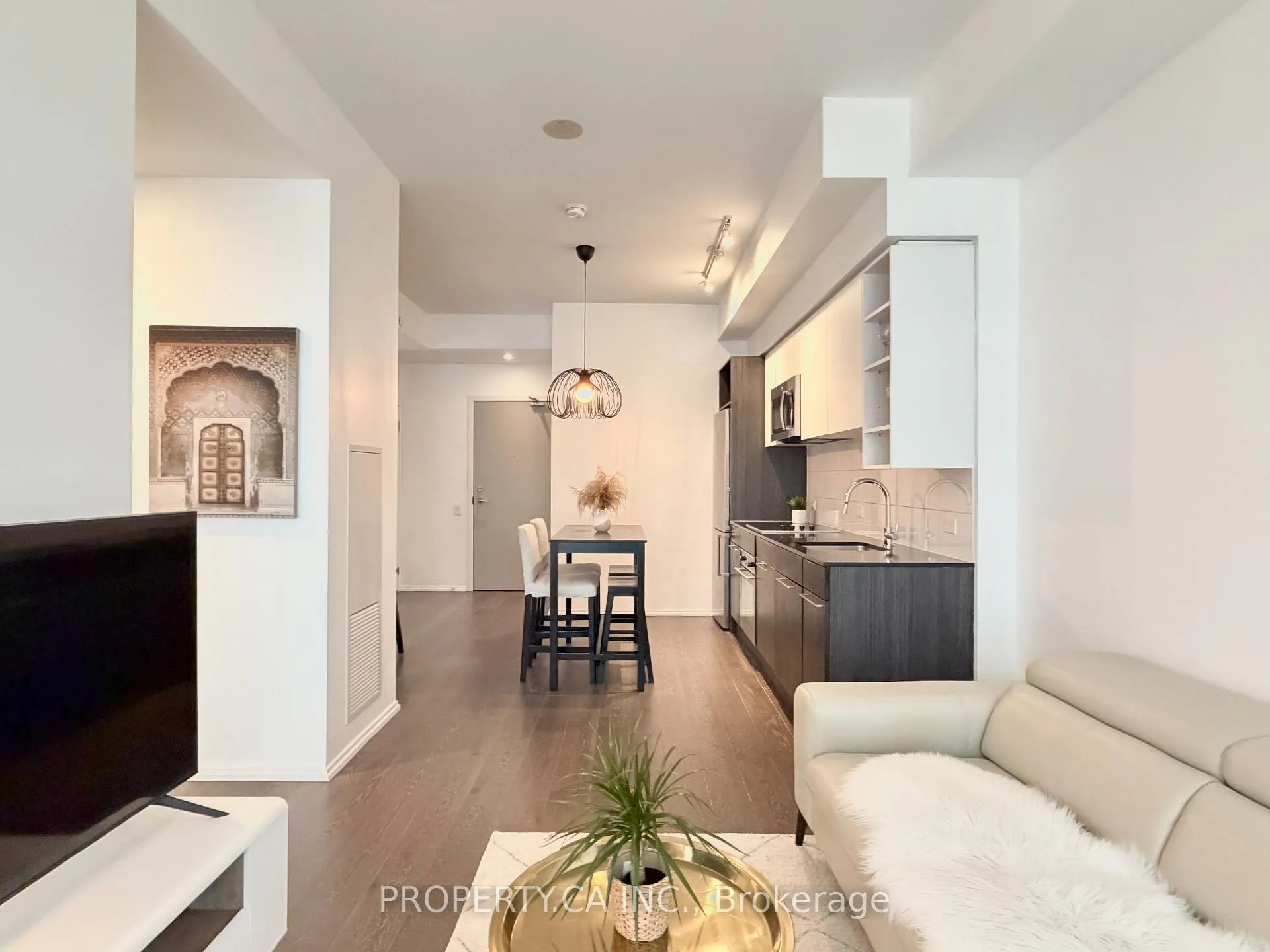 Photo 9 of Unit 2007, 68 Shuter Street, Toronto, Church-Yonge Corridor — HOMEH