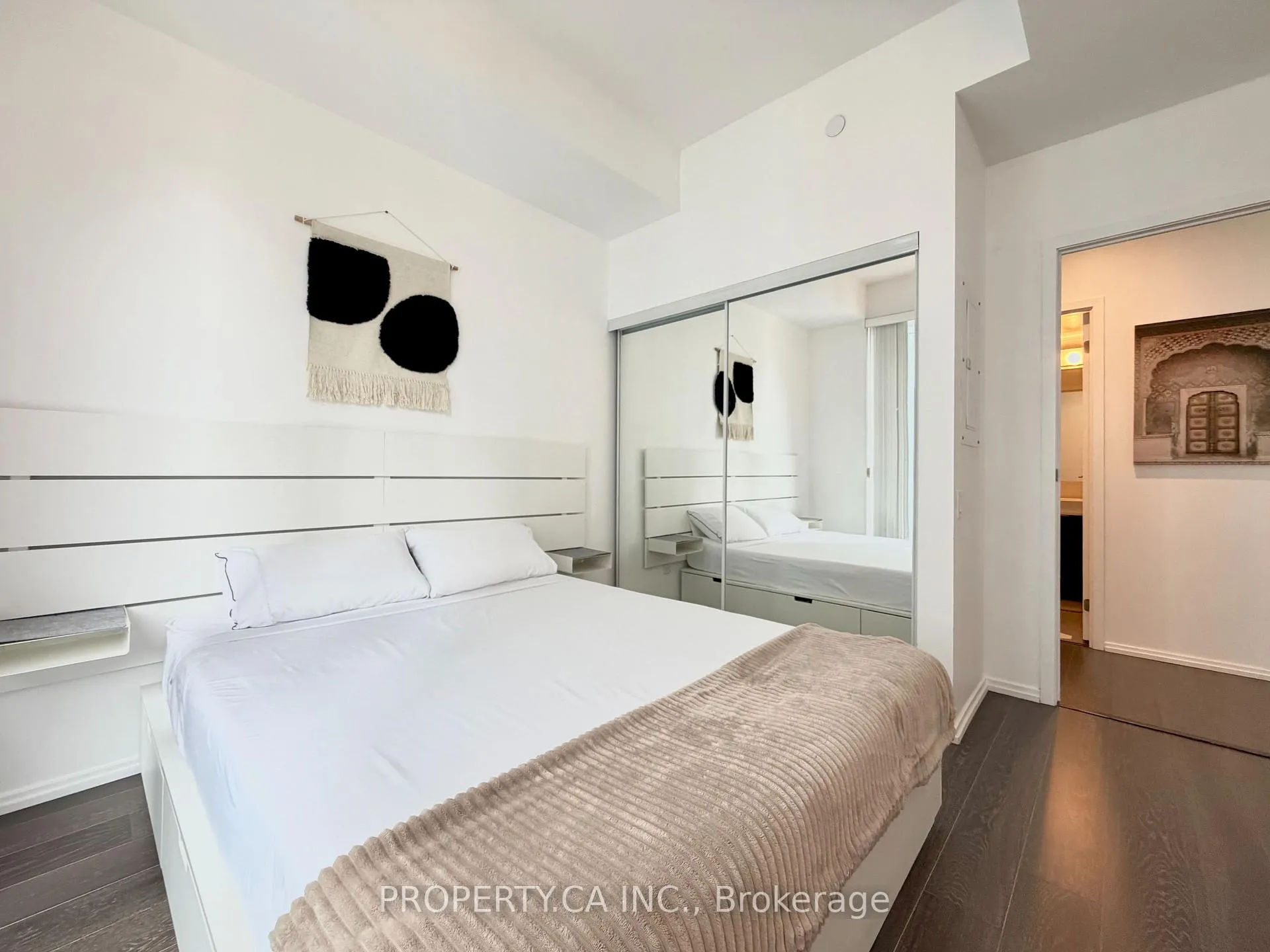 Photo 18 of Unit 2007, 68 Shuter Street, Toronto, Church-Yonge Corridor — HOMEH