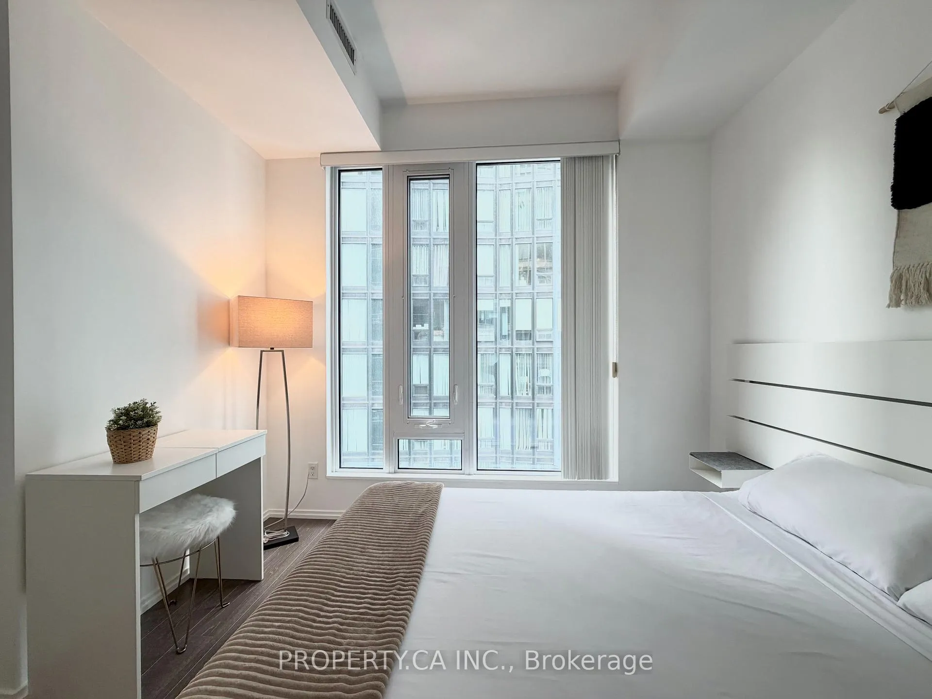 Photo 19 of Unit 2007, 68 Shuter Street, Toronto, Church-Yonge Corridor — HOMEH