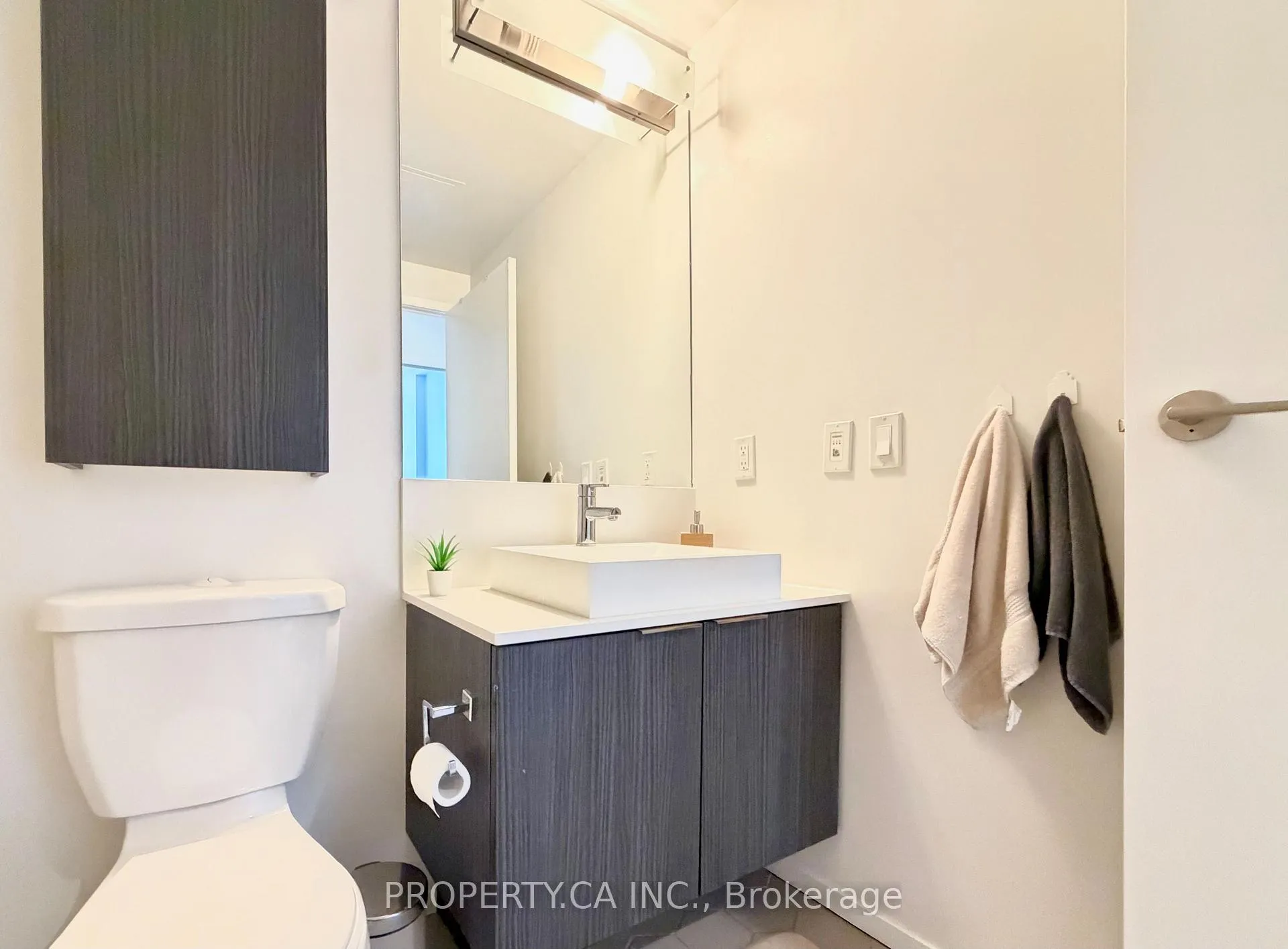 Photo 21 of Unit 2007, 68 Shuter Street, Toronto, Church-Yonge Corridor — HOMEH