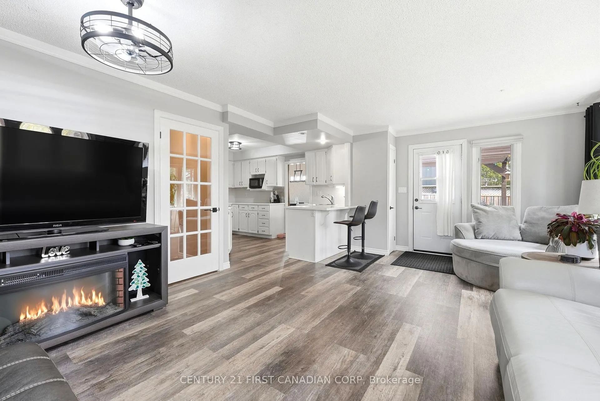 Photo 11 of 25 Glanworth Avenue, St. Thomas — HOMEH