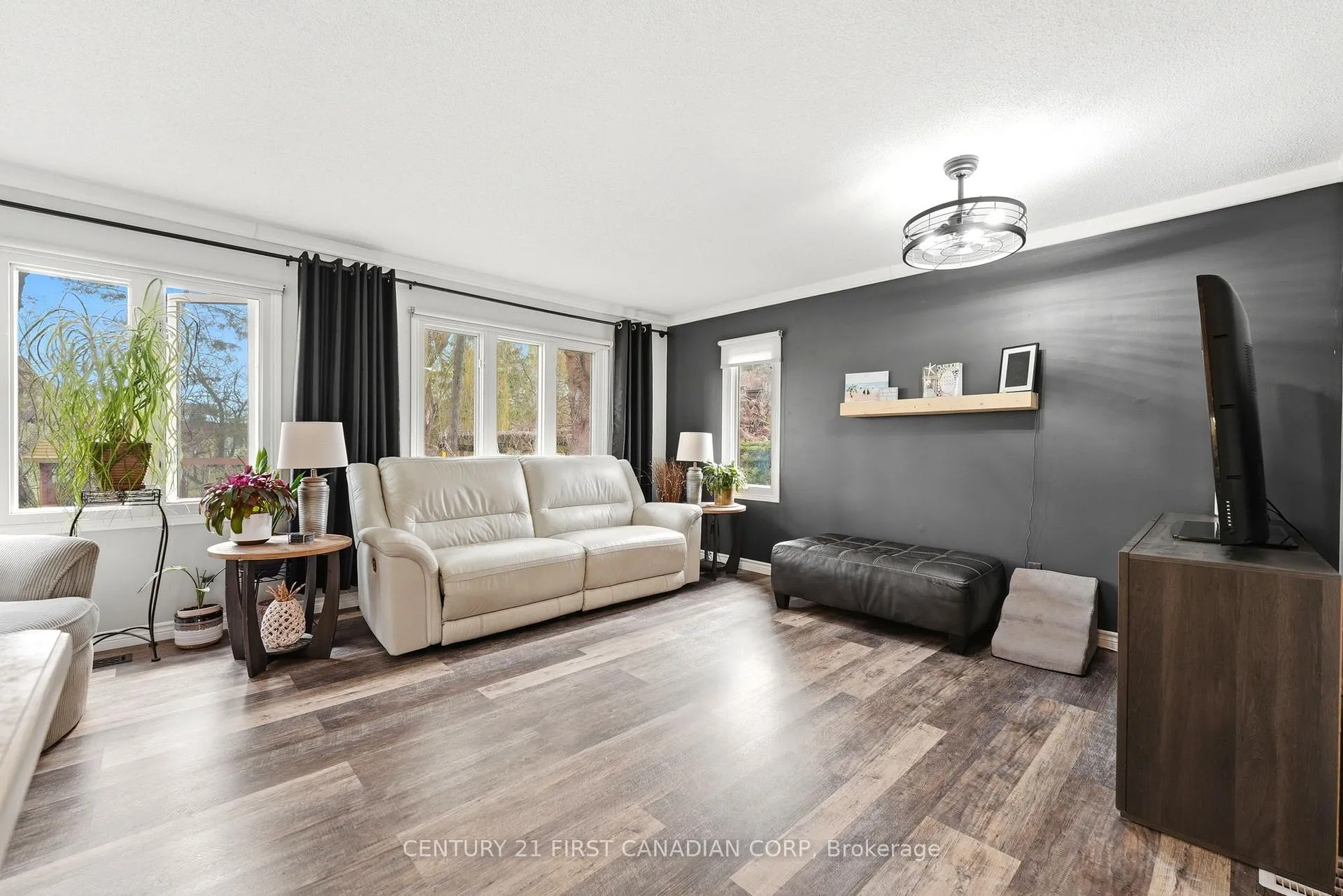 Photo 12 of 25 Glanworth Avenue, St. Thomas — HOMEH