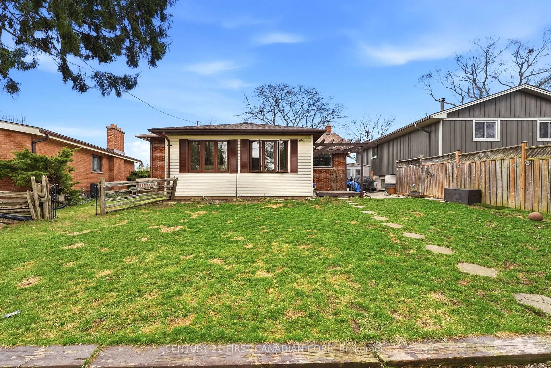 Photo 25 of 25 Glanworth Avenue, St. Thomas — HOMEH