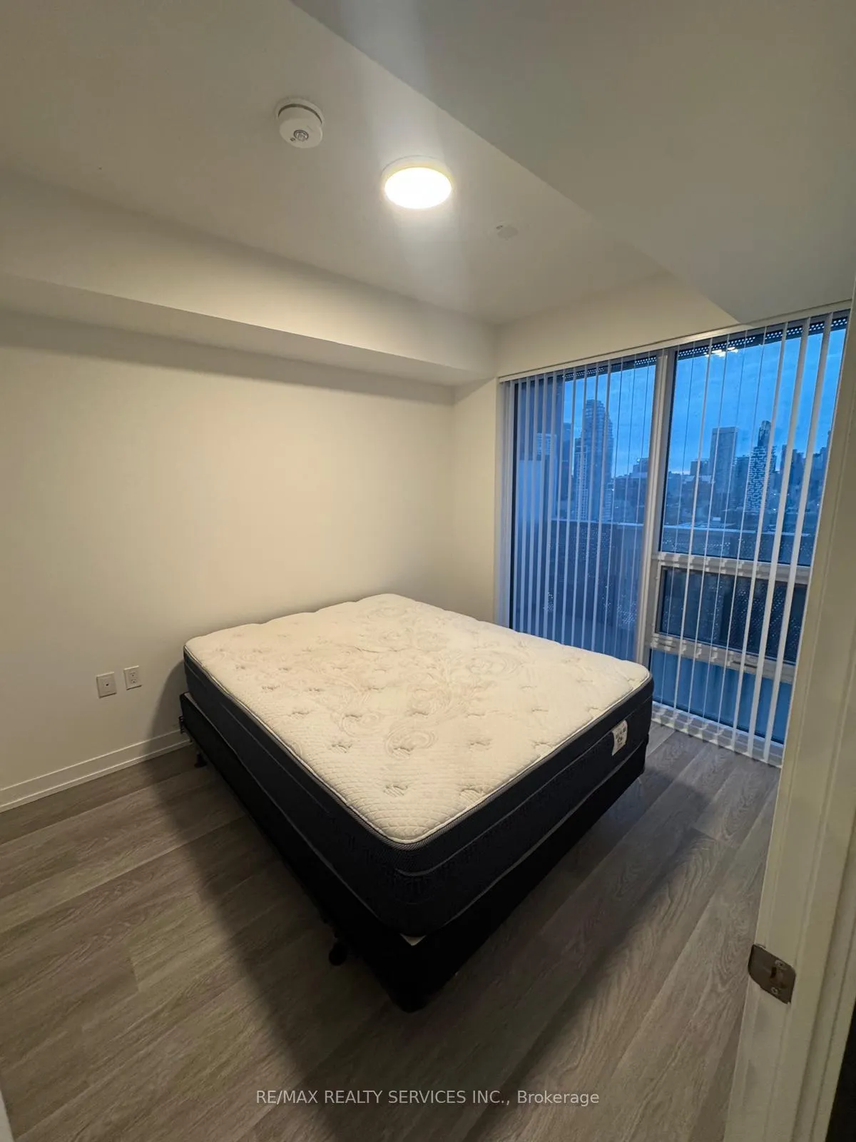 Photo 10 of Unit 4503, 55 Copper Street, Toronto, Waterfront Communities — HOMEH