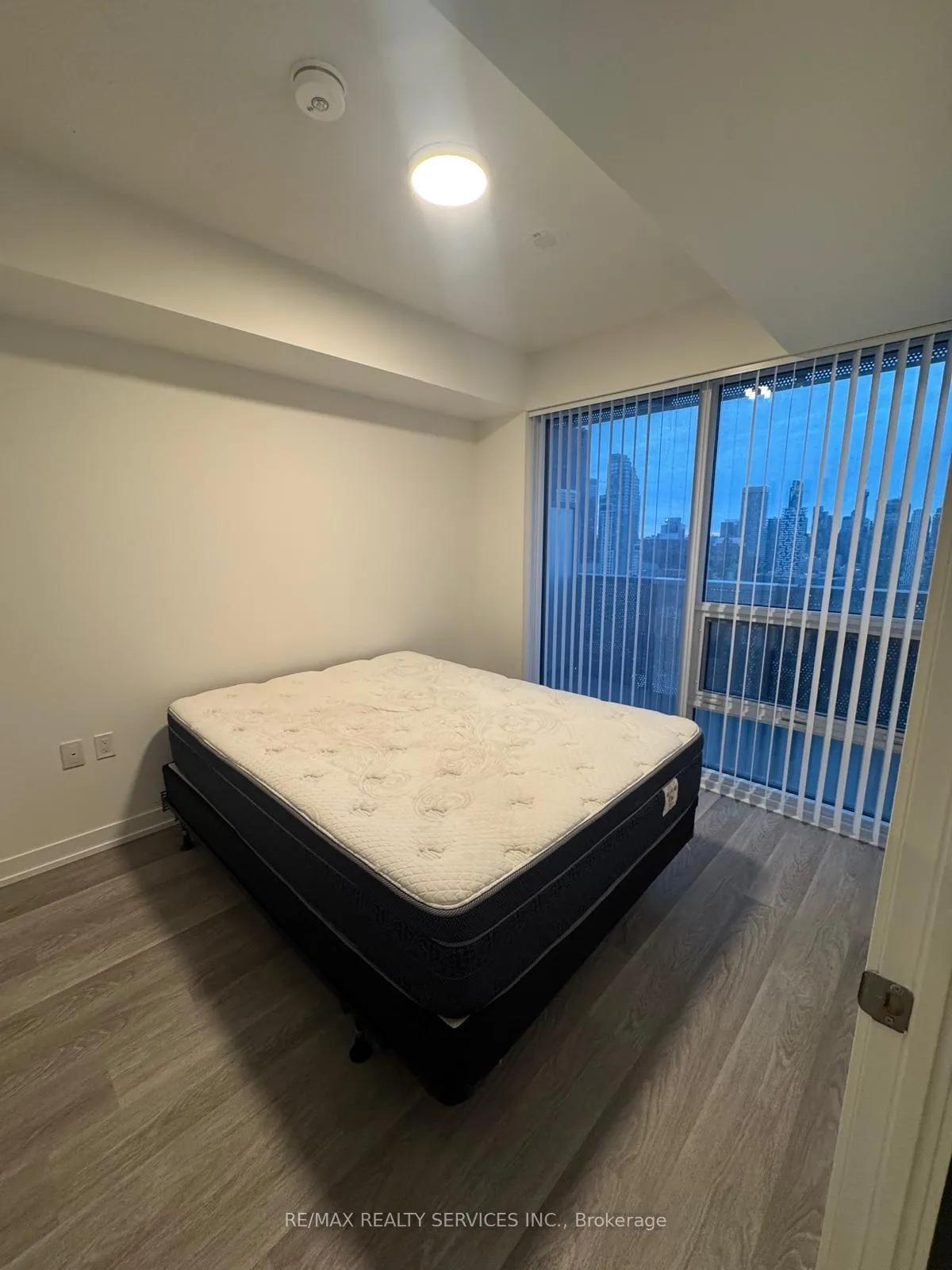 Photo 11 of Unit 4503, 55 Copper Street, Toronto, Waterfront Communities — HOMEH