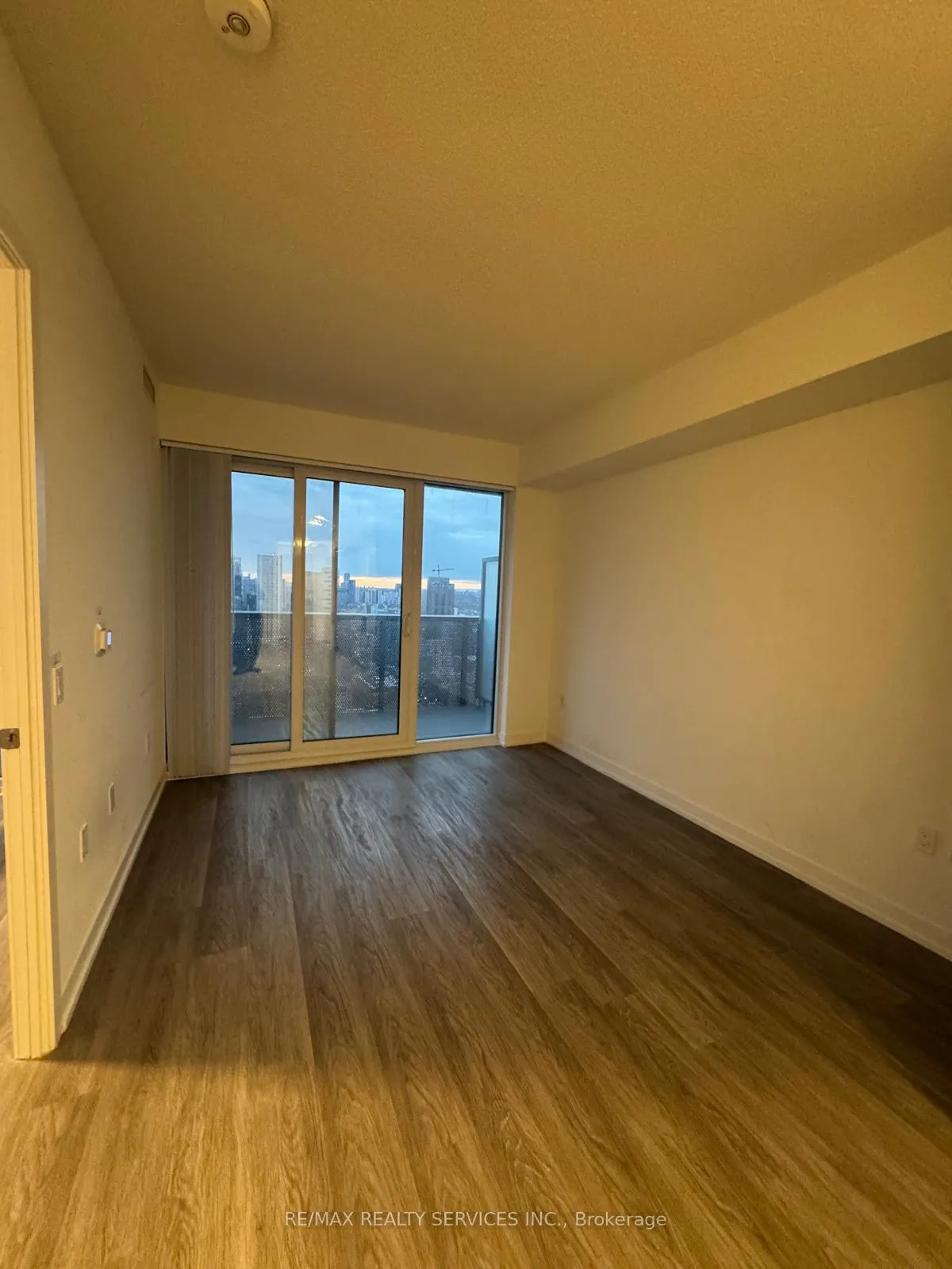 Photo 12 of Unit 4503, 55 Copper Street, Toronto, Waterfront Communities — HOMEH