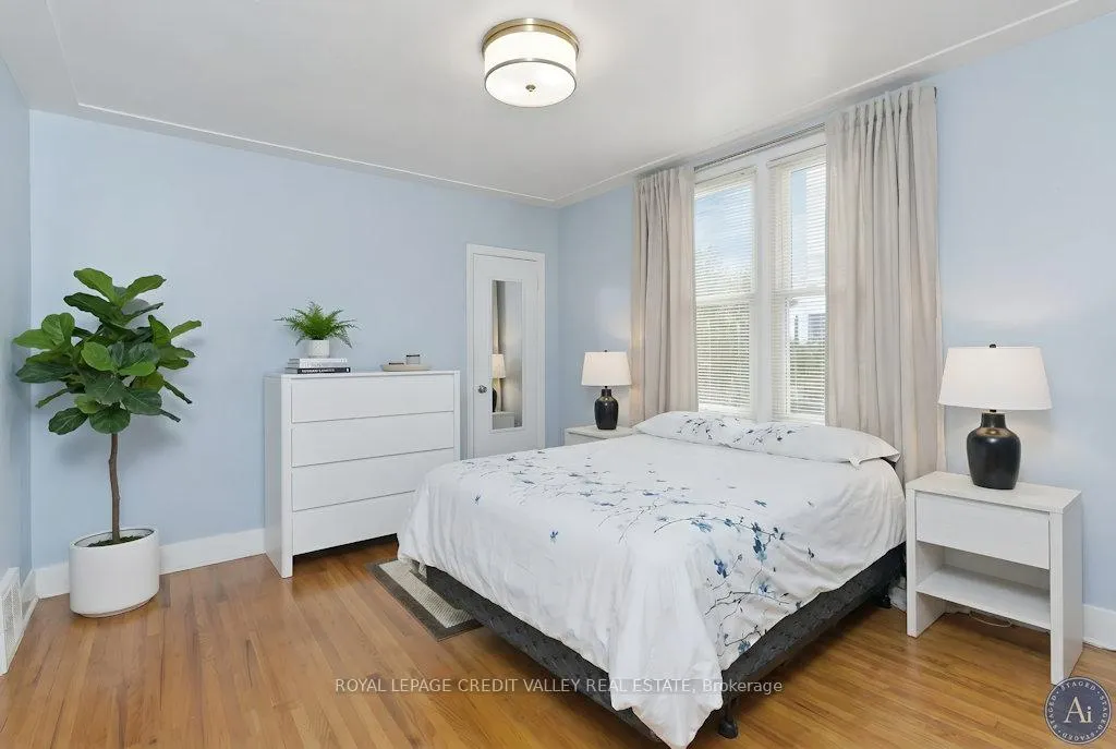 Photo 19 of 117 Glencarry Avenue, Hamilton, Glenview — HOMEH