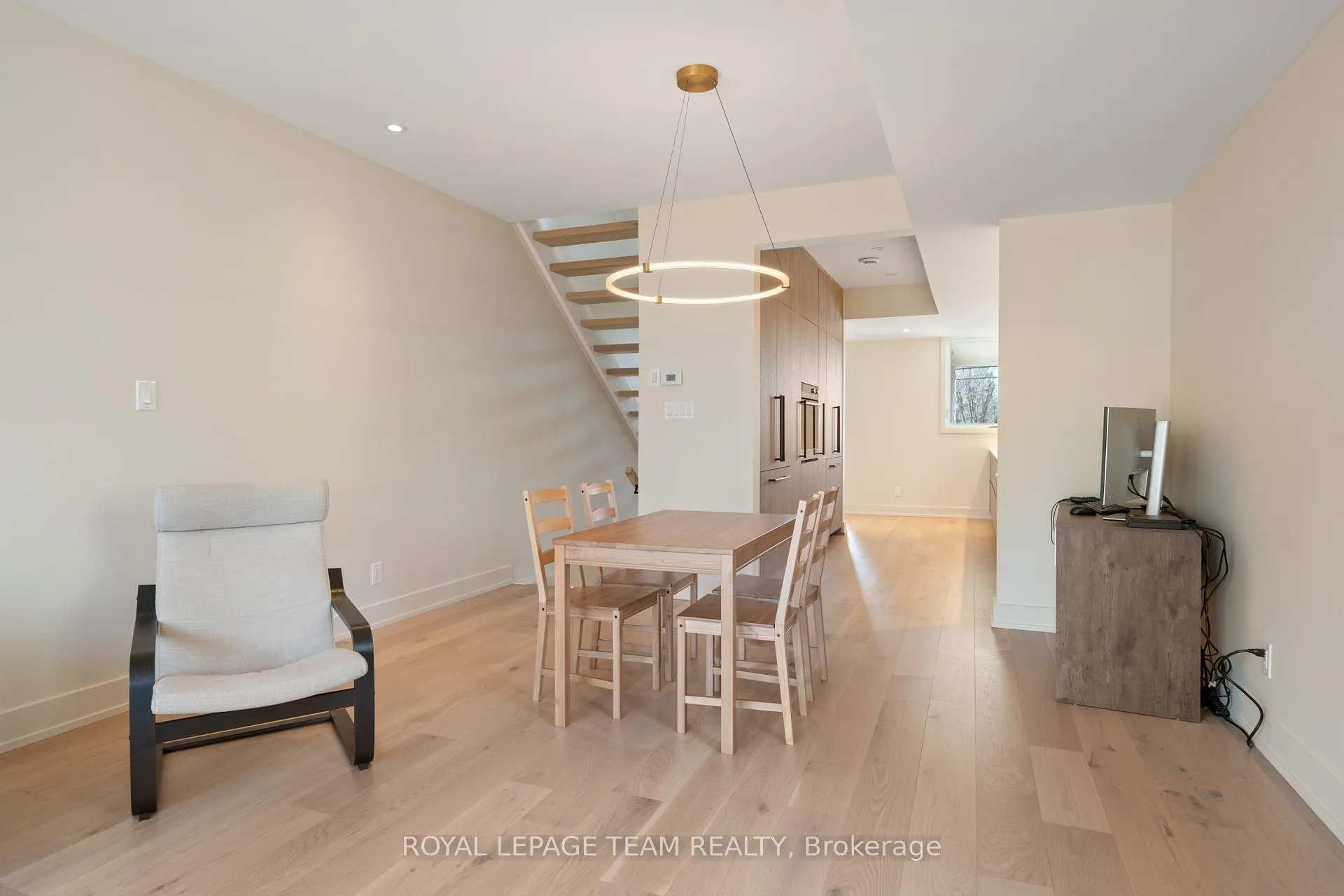 Photo 8 of Unit B, 13 Fifth Avenue, Ottawa, Glebe — HOMEH