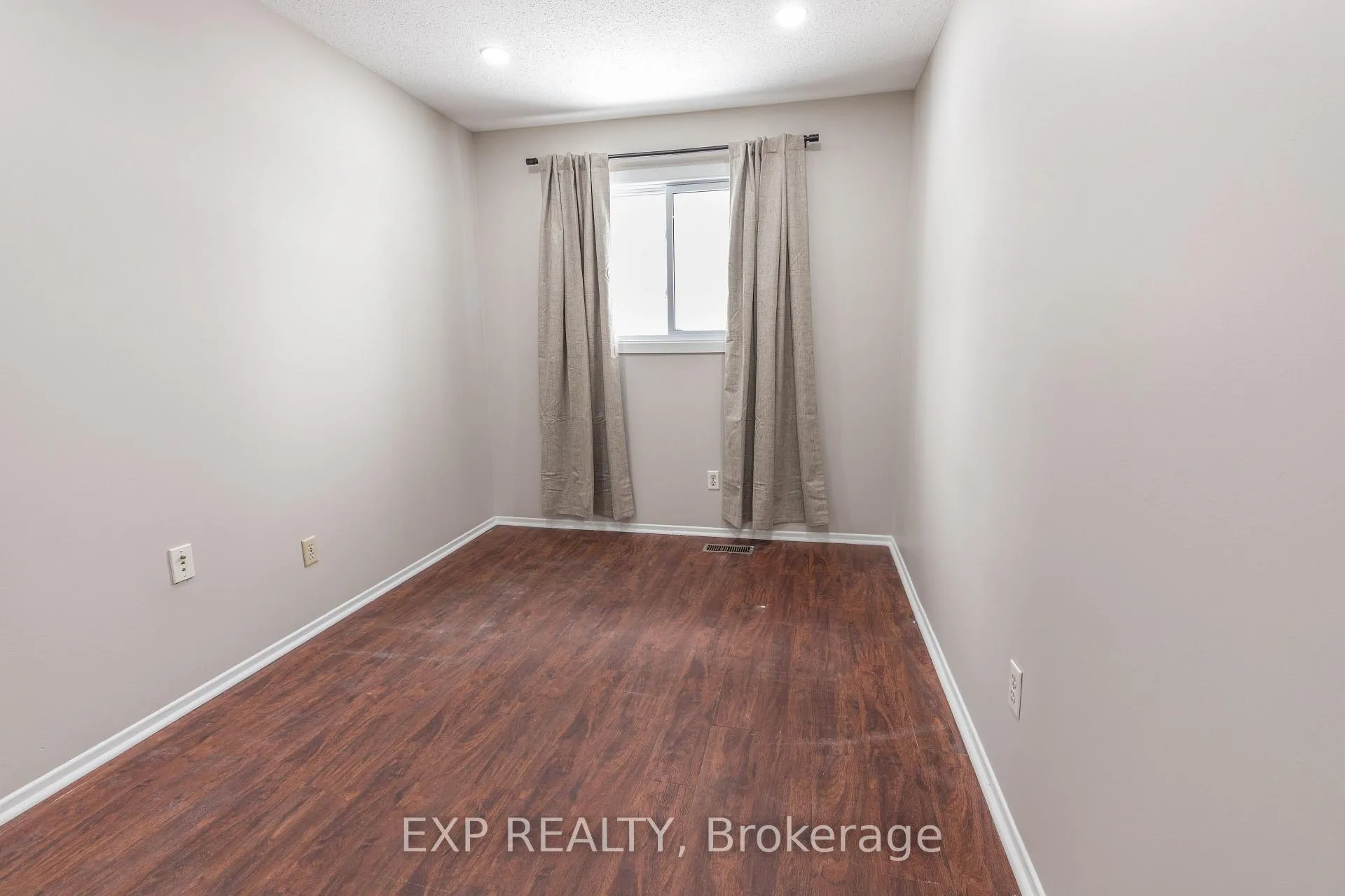 Photo 11 of Unit 13, 1294 Cahill Drive, Ottawa, South Keys — HOMEH
