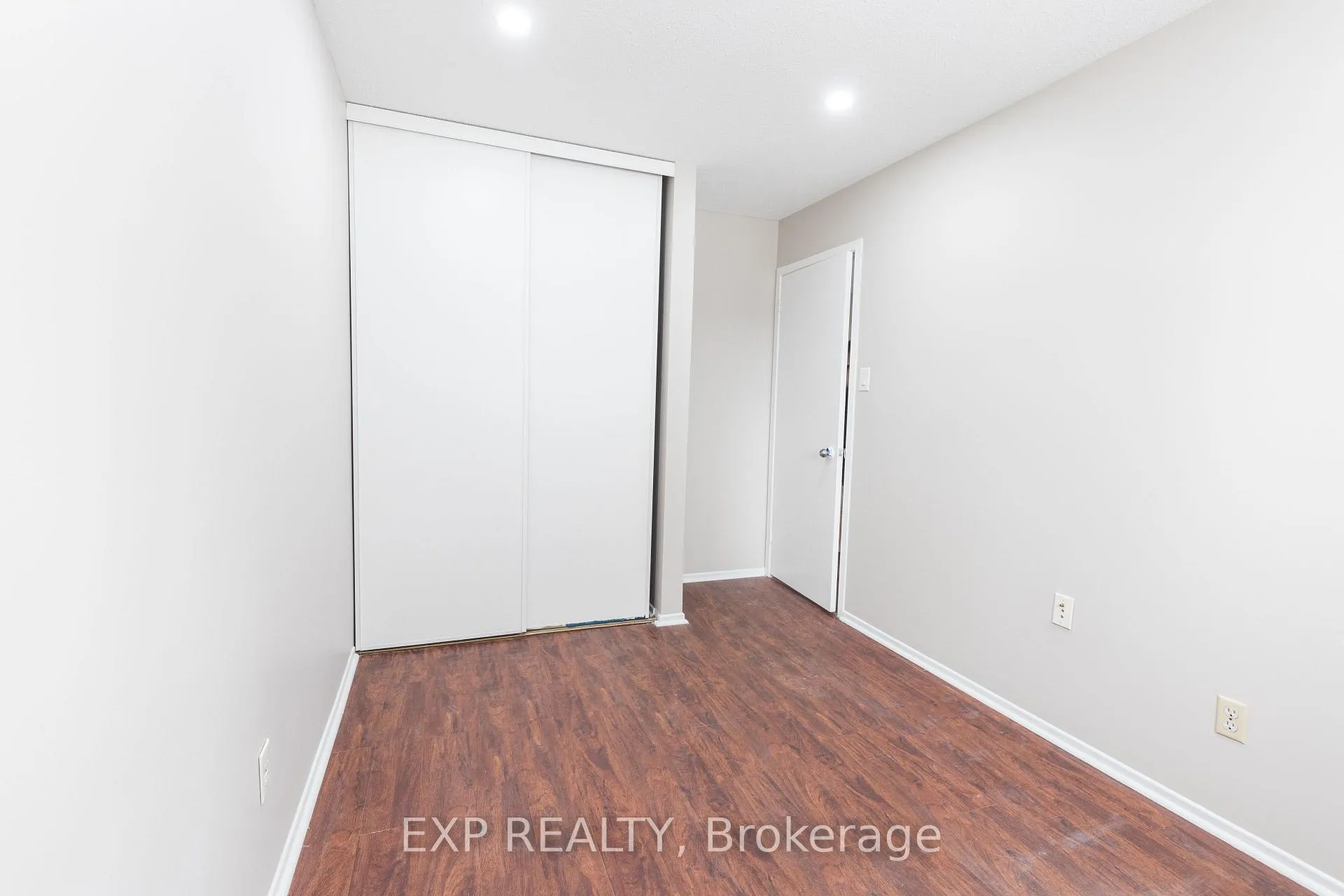 Photo 12 of Unit 13, 1294 Cahill Drive, Ottawa, South Keys — HOMEH