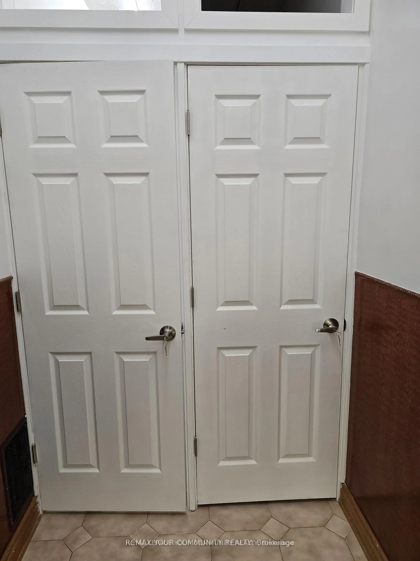 Front of Unit 2nd Floor, 46 Ulster Street