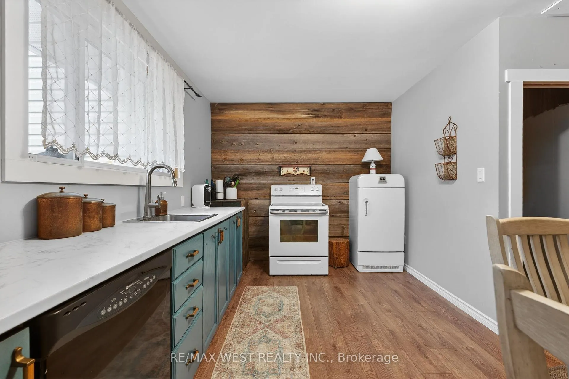 Photo 17 of 5571 Perth Road Crescent, Frontenac, Frontenac South — HOMEH