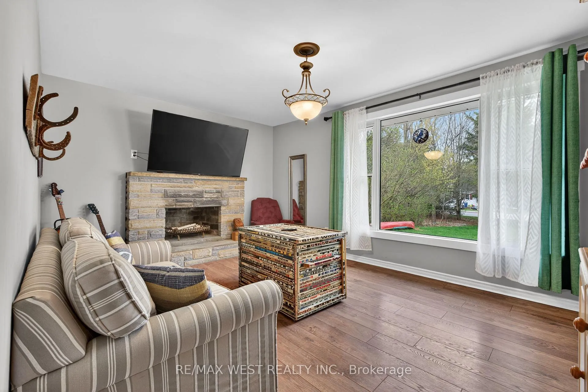 Photo 18 of 5571 Perth Road Crescent, Frontenac, Frontenac South — HOMEH