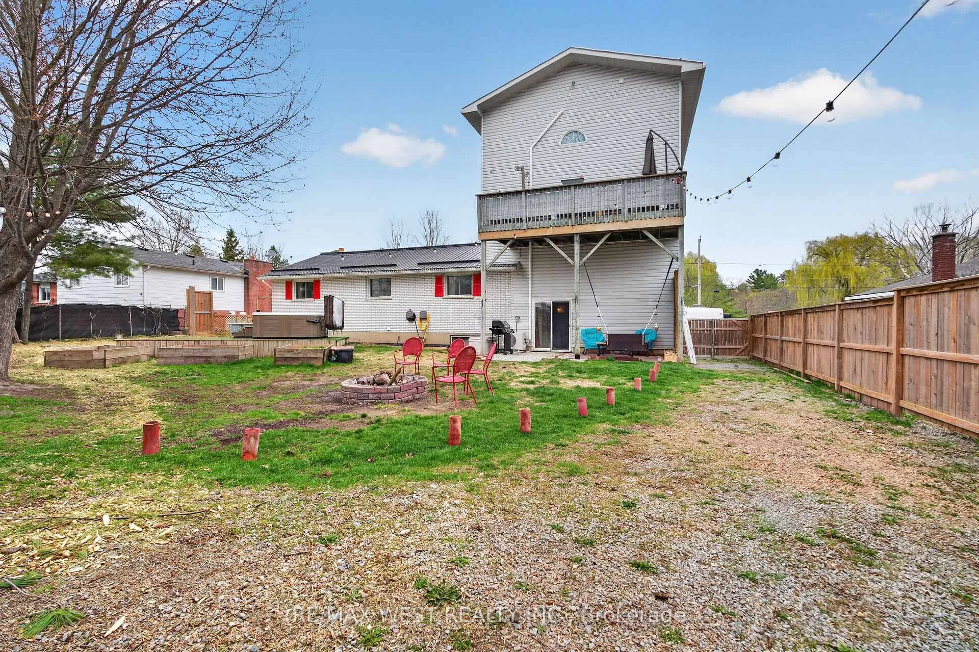 Photo 26 of 5571 Perth Road Crescent, Frontenac, Frontenac South — HOMEH