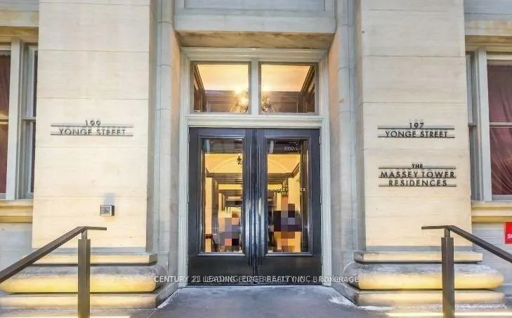 Photo 5 of Unit 4203, 197 Yonge Street, Toronto, Church-Yonge Corridor — HOMEH