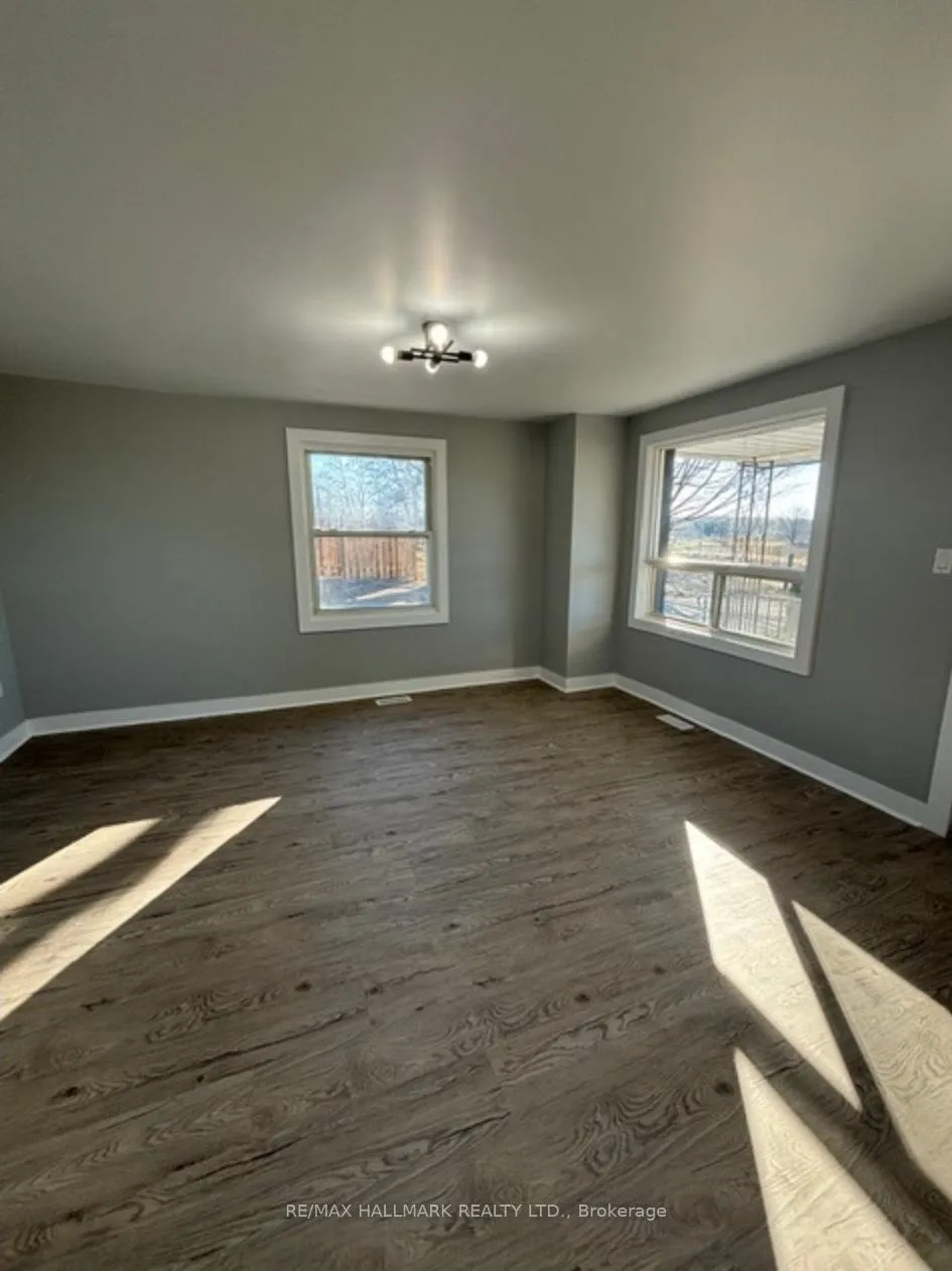 Photo 3 of 16956 County Road 27, Springwater, Elmvale — HOMEH