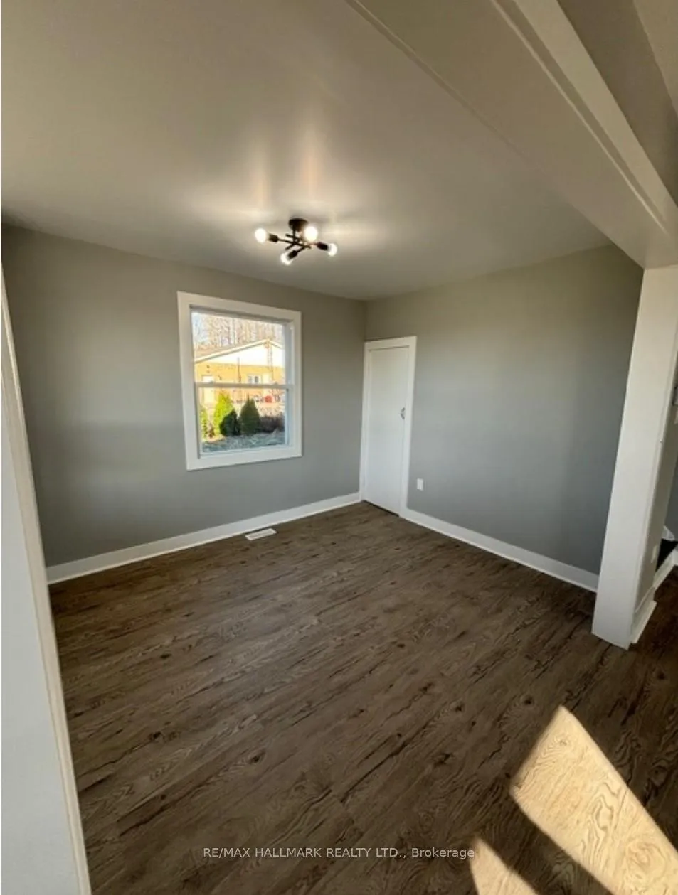 Photo 5 of 16956 County Road 27, Springwater, Elmvale — HOMEH